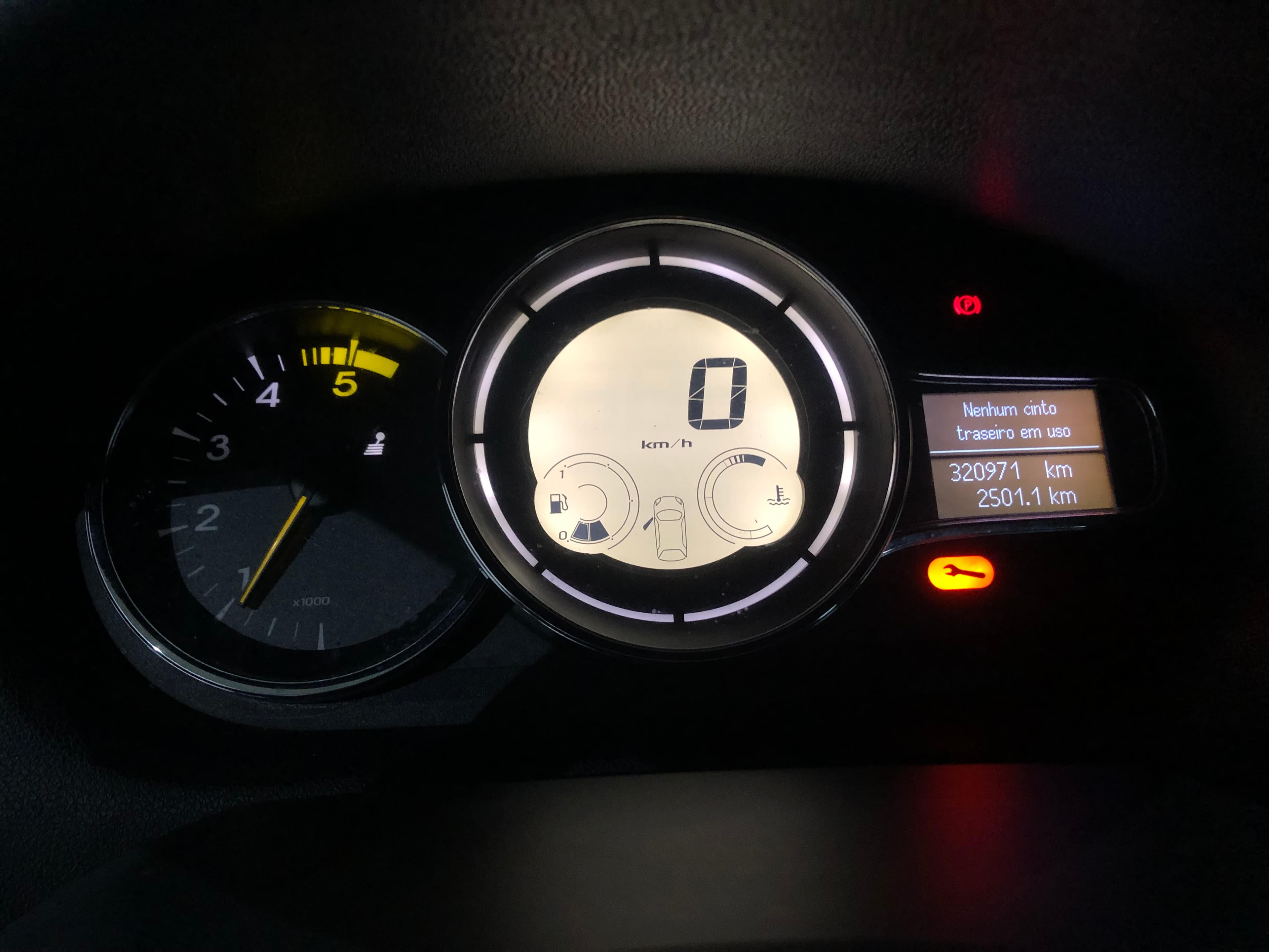Renault Mégane 1.5DCI · Ano 2012 — imagem 32