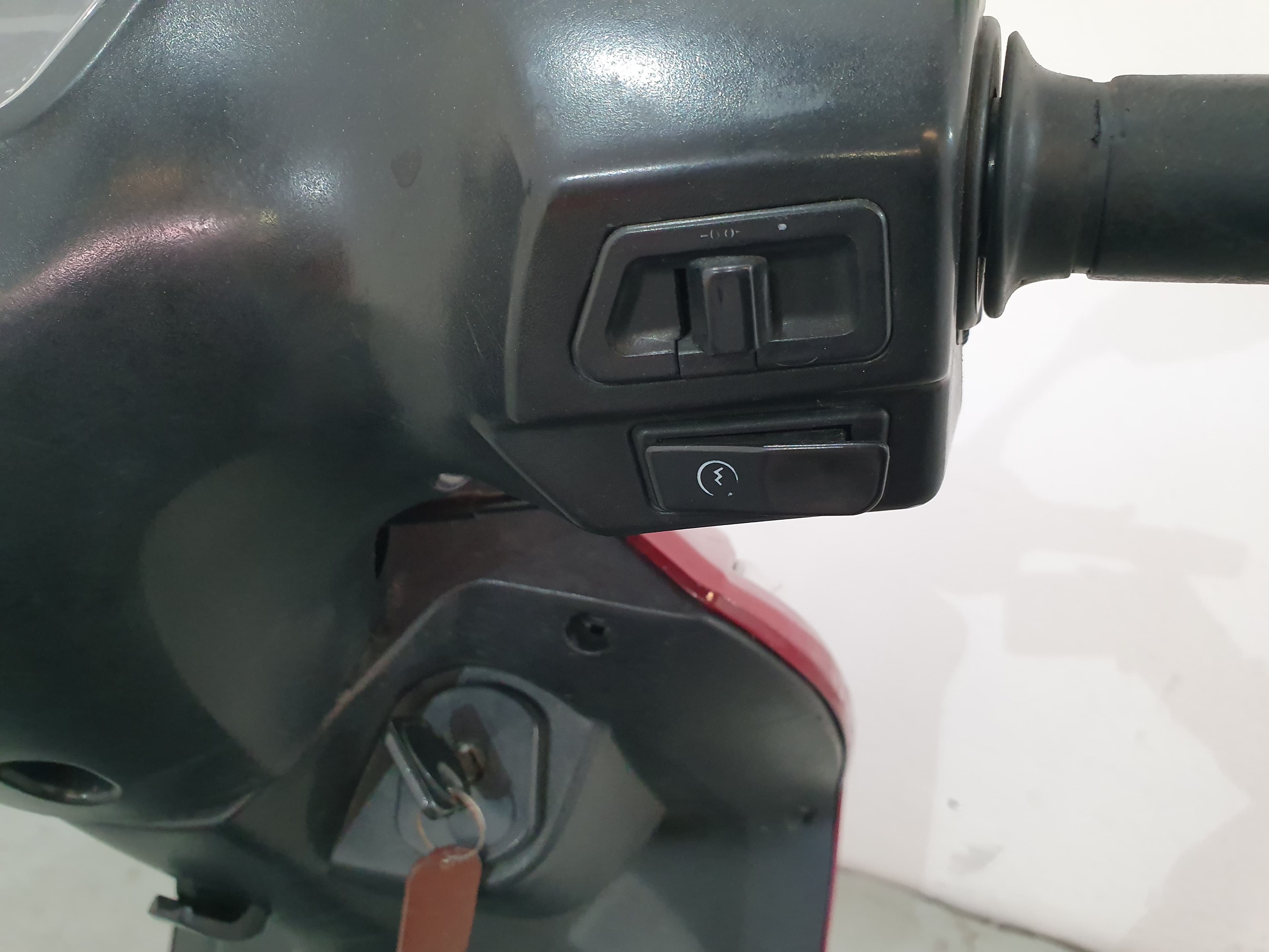 SYM X-PRO 125 · Año 2014 — imagen 11
