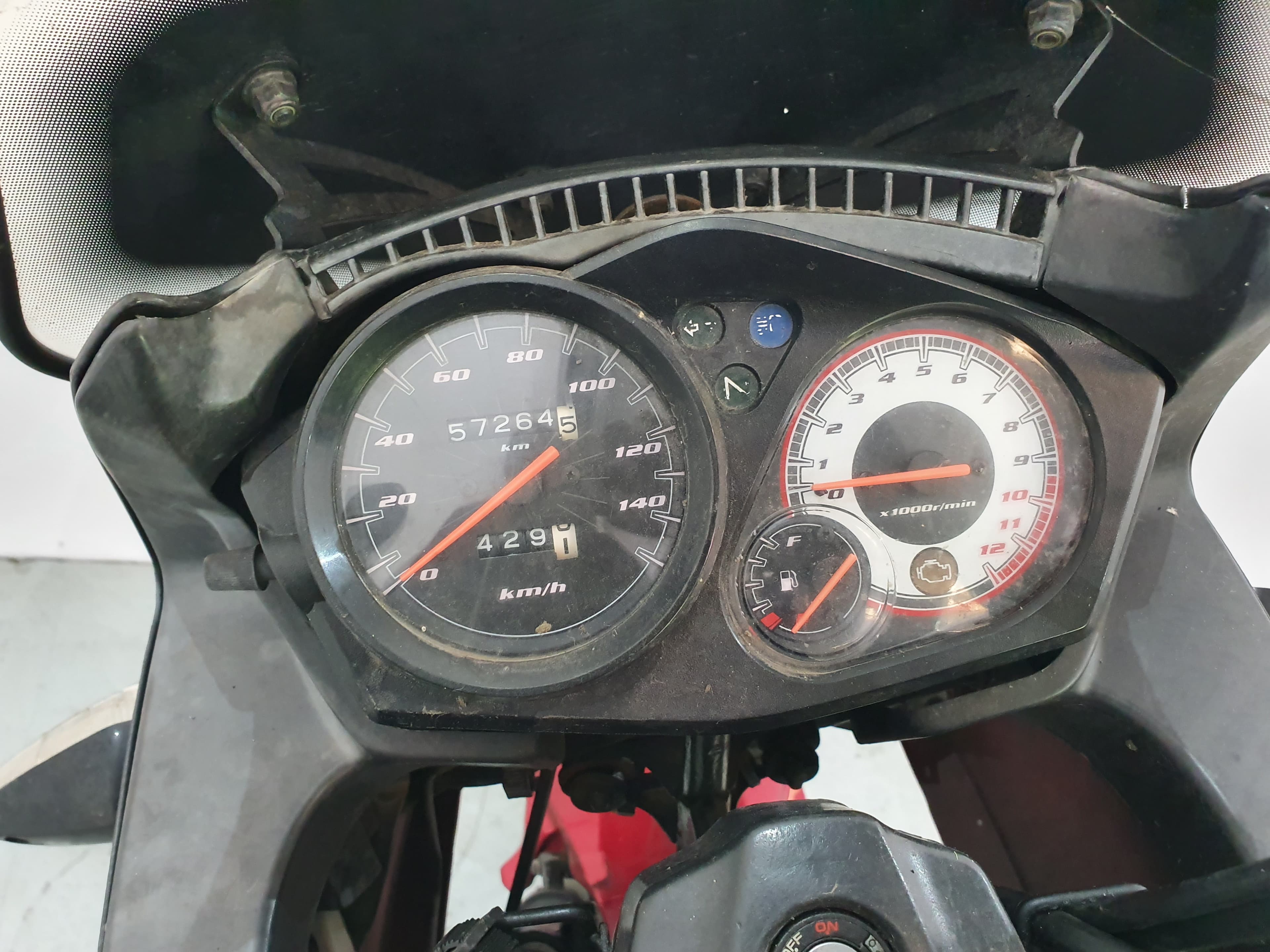 Honda CBF 125 · Ano 2014 — imagem 14