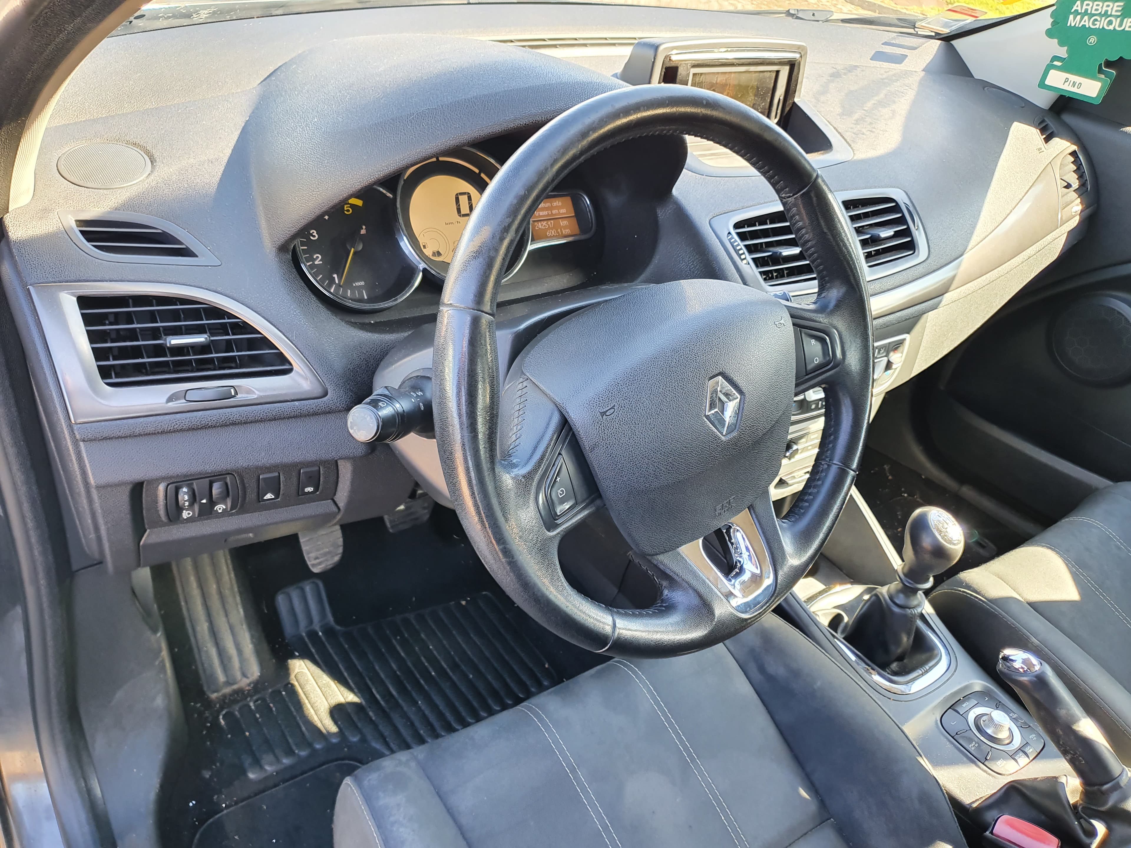 Renault Mégane · Ano 2013 — imagen 29