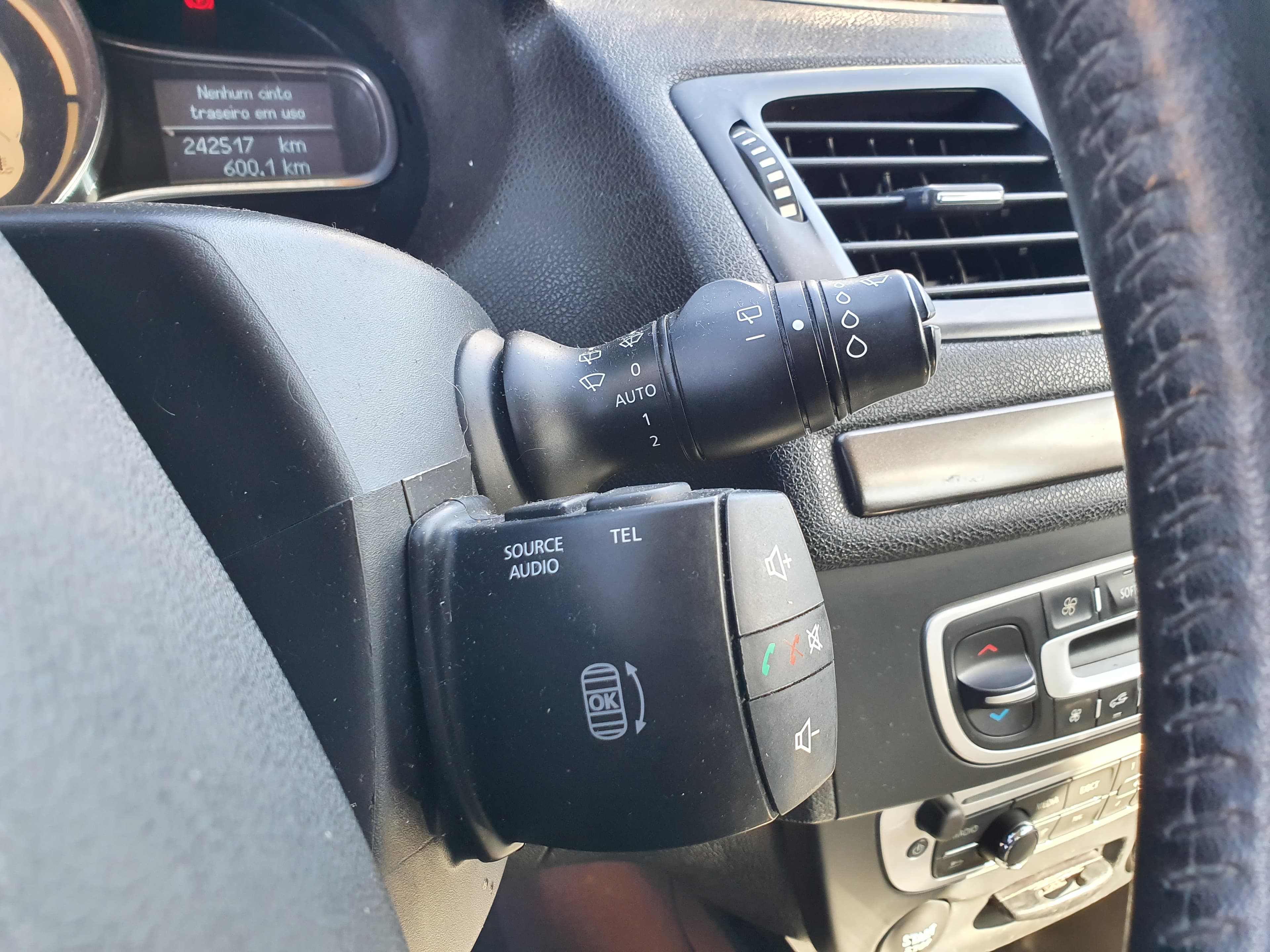 Renault Mégane · Ano 2013 — imagen 36