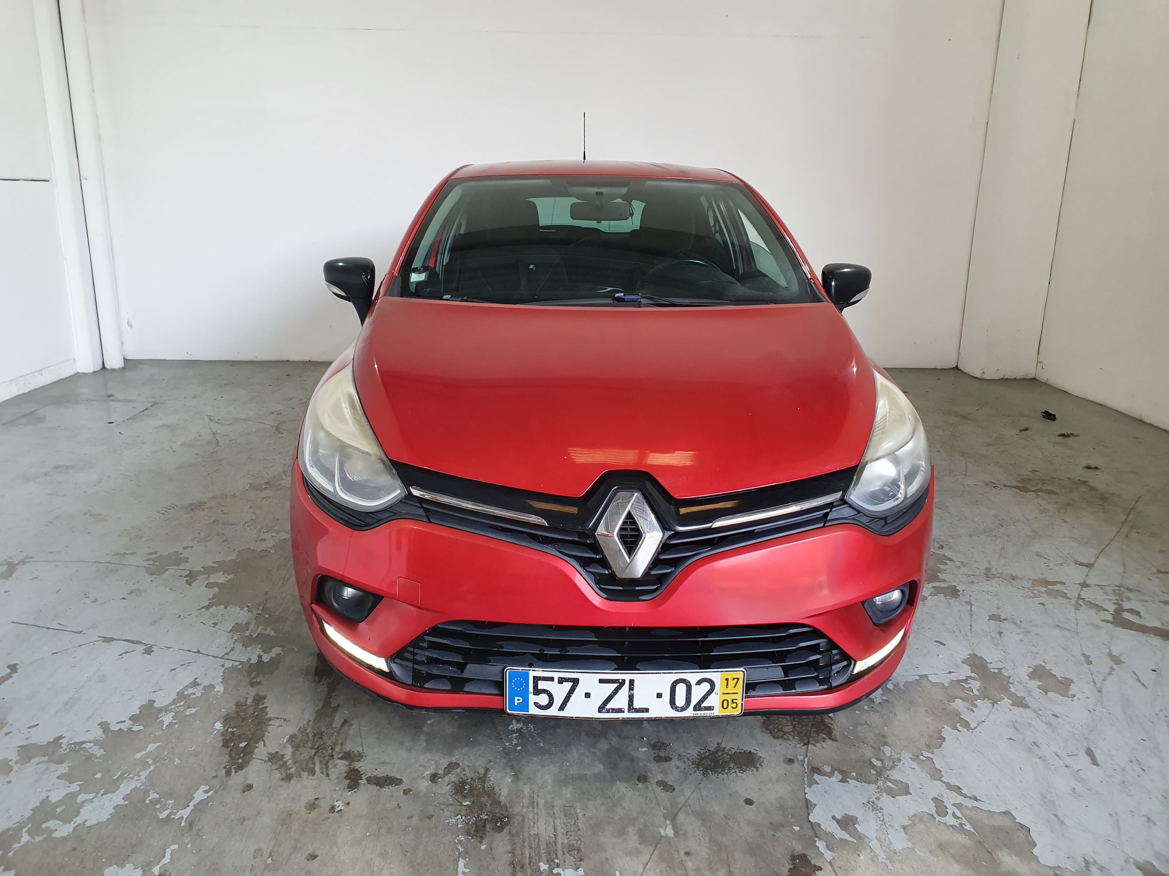 Renault Clio · Ano 2017 — imagem 2