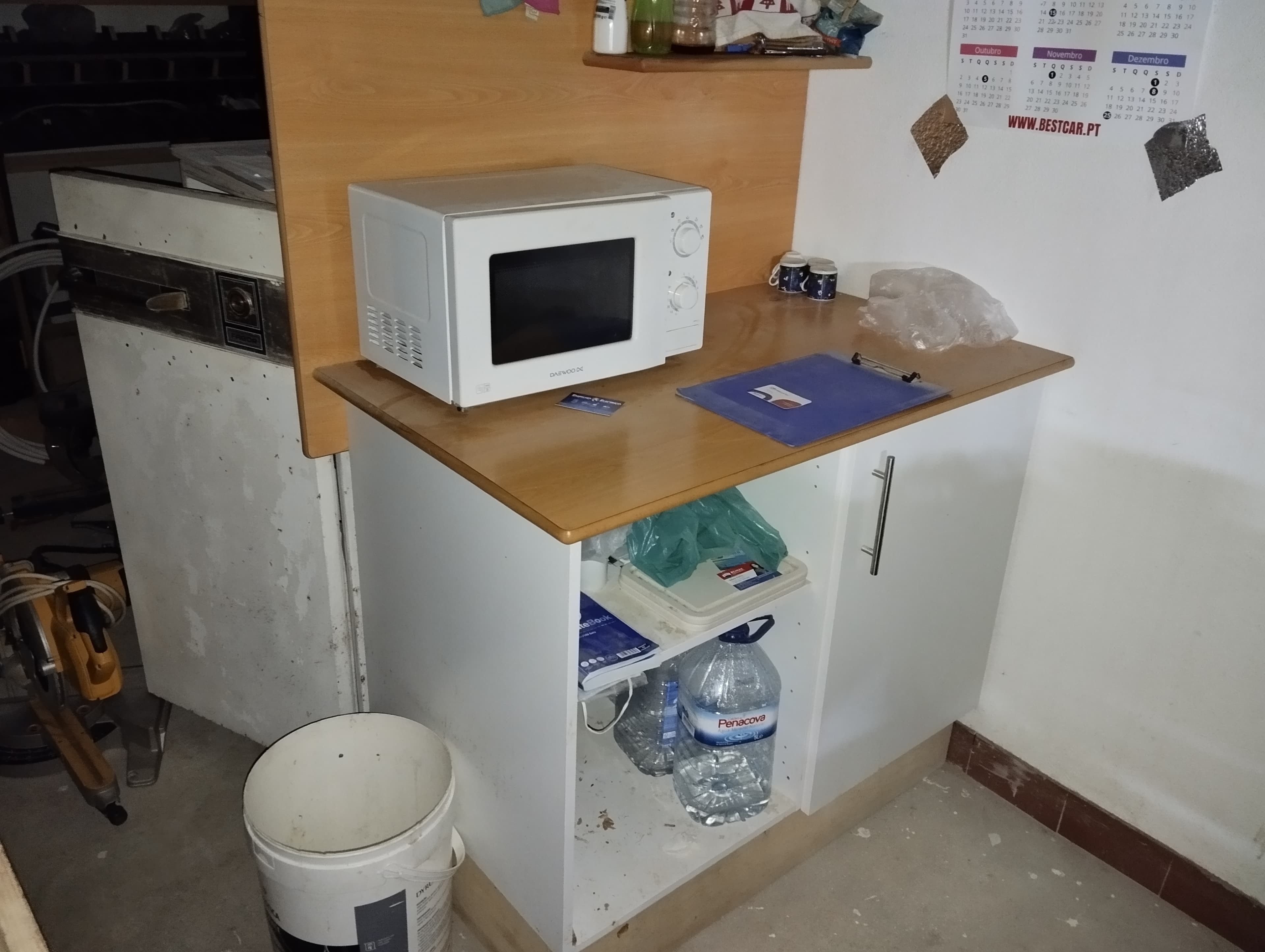Equipamentos · Matéria-prima · Indústrias Carpintaria e Construção Civil — imagem 65
