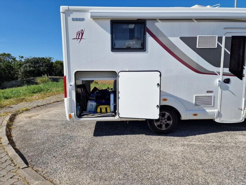 Autocaravana Rapido 686F Ultimate Line — imagem 6