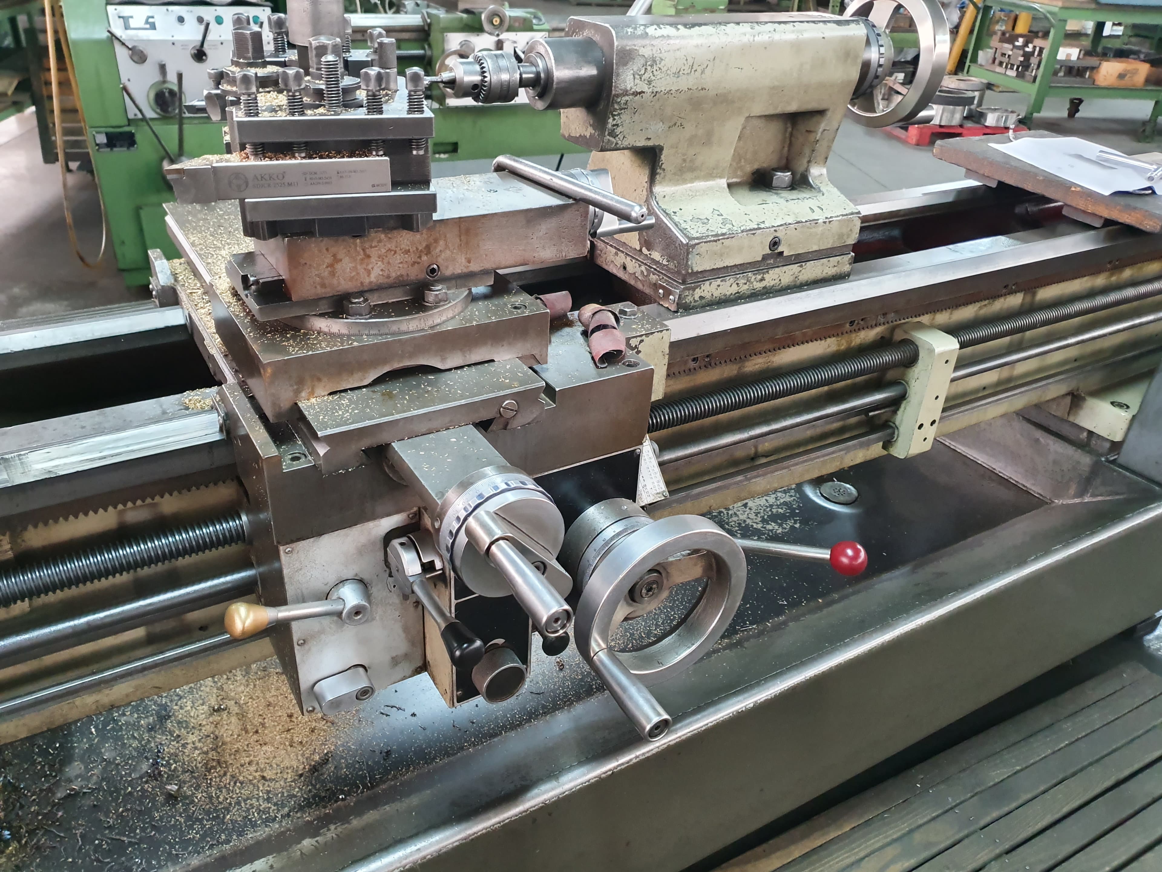 Torno Harrison M500 — imagem 4
