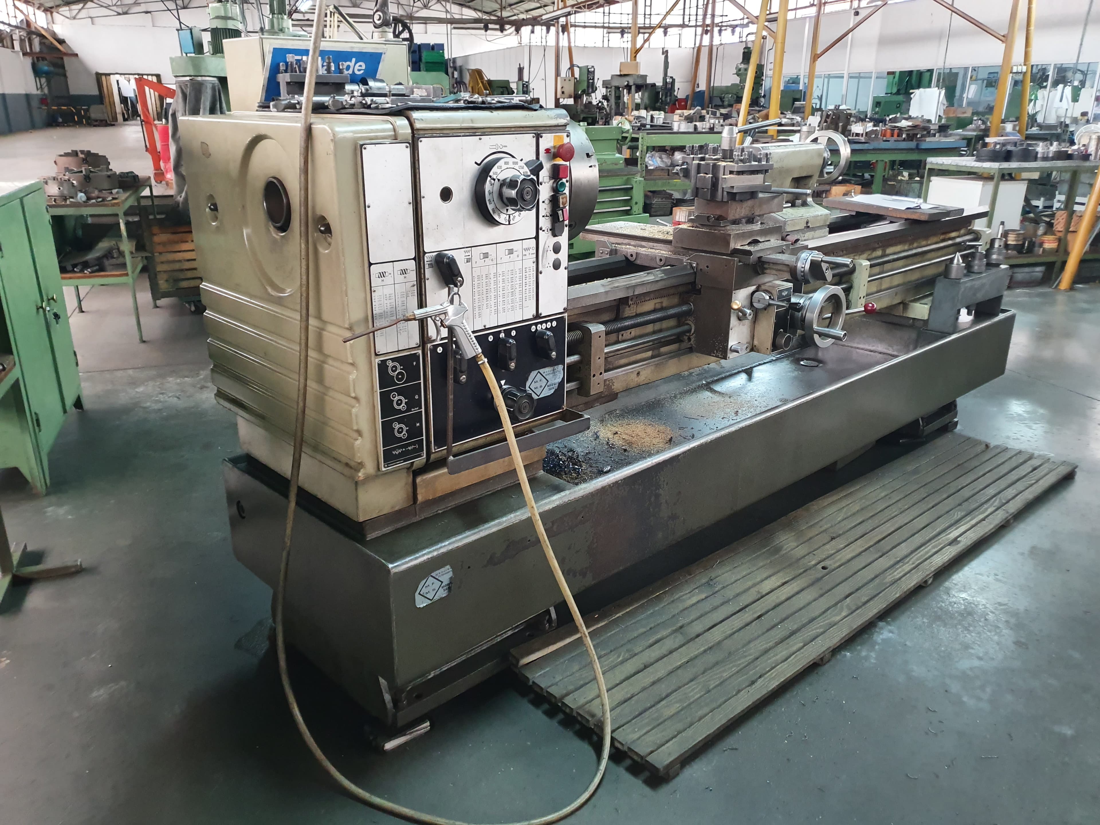 Torno Harrison M500 — imagem 2