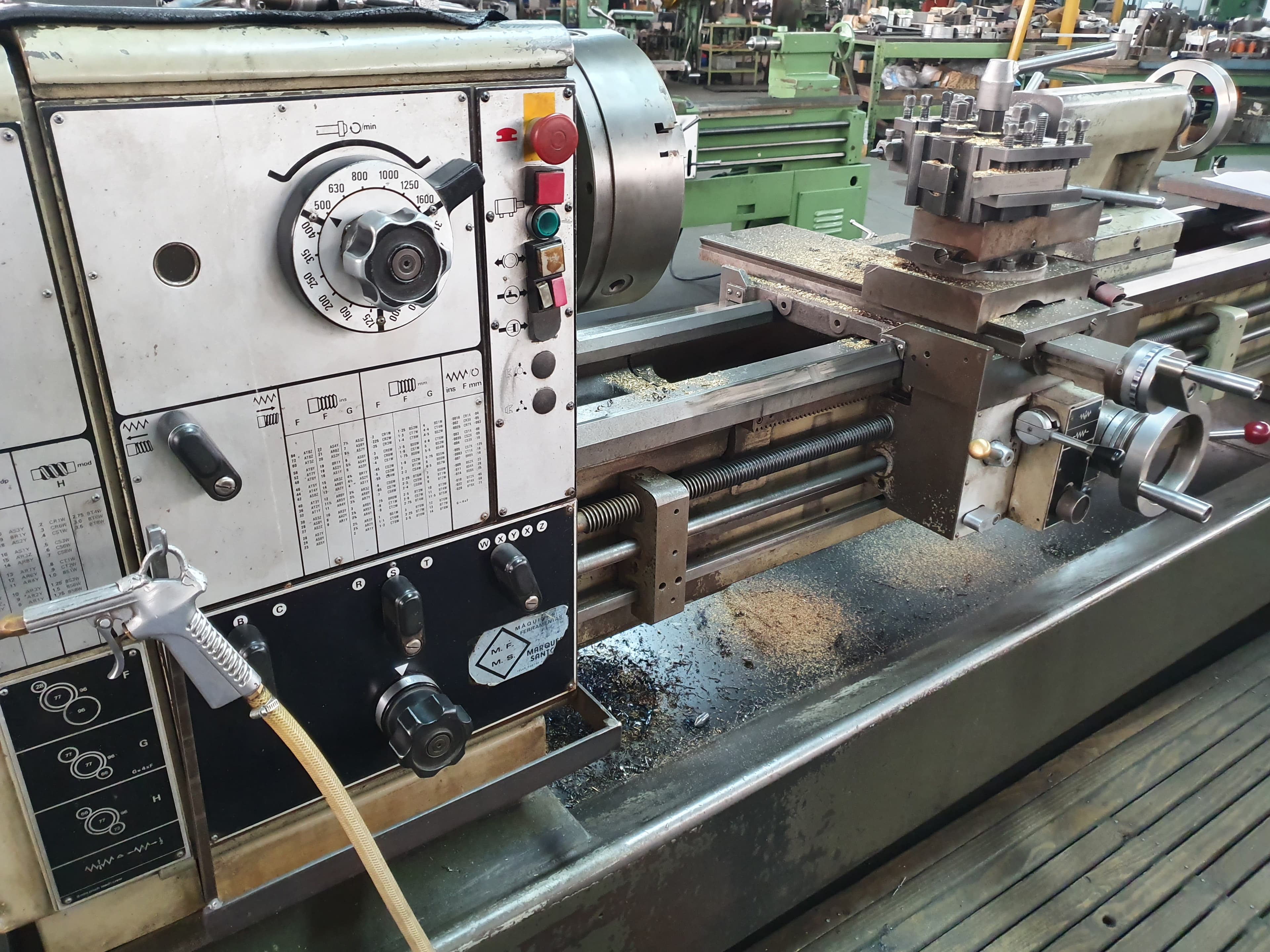 Torno Harrison M500 — imagem 3