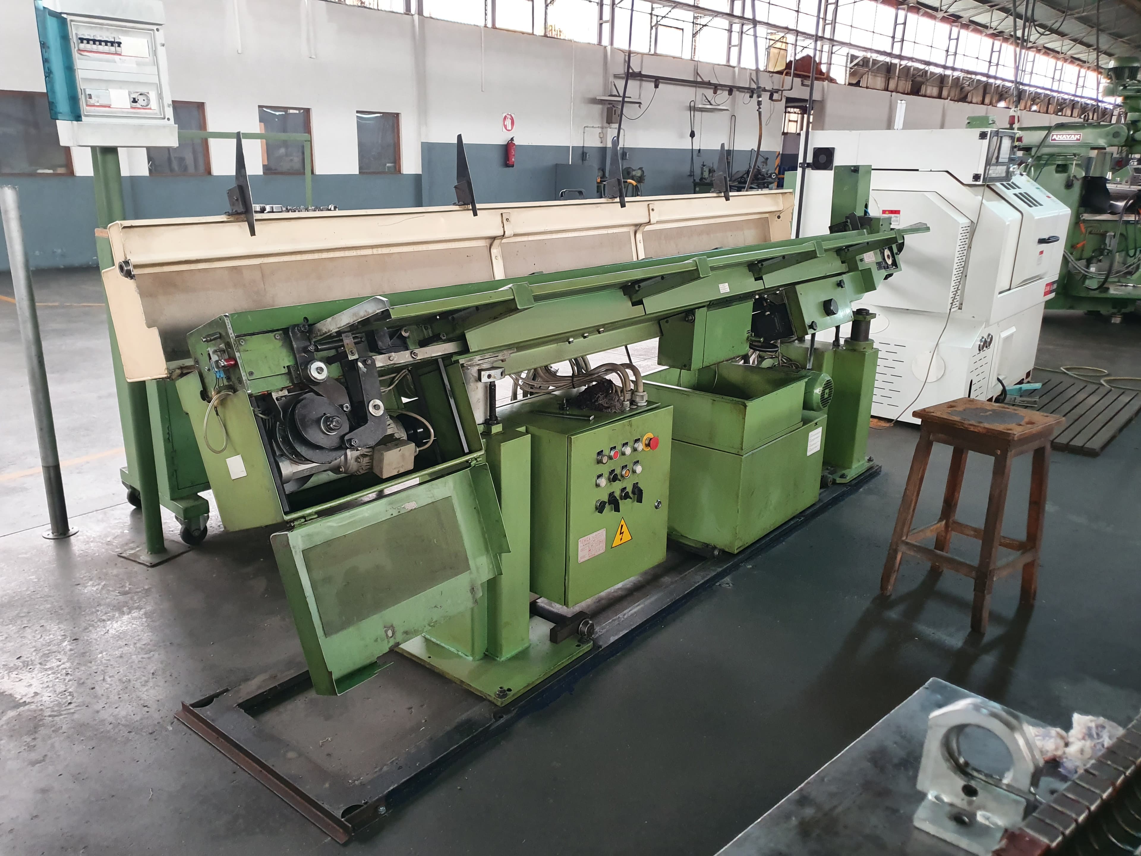 Torno Blin BL-Z0640 — imagen 2