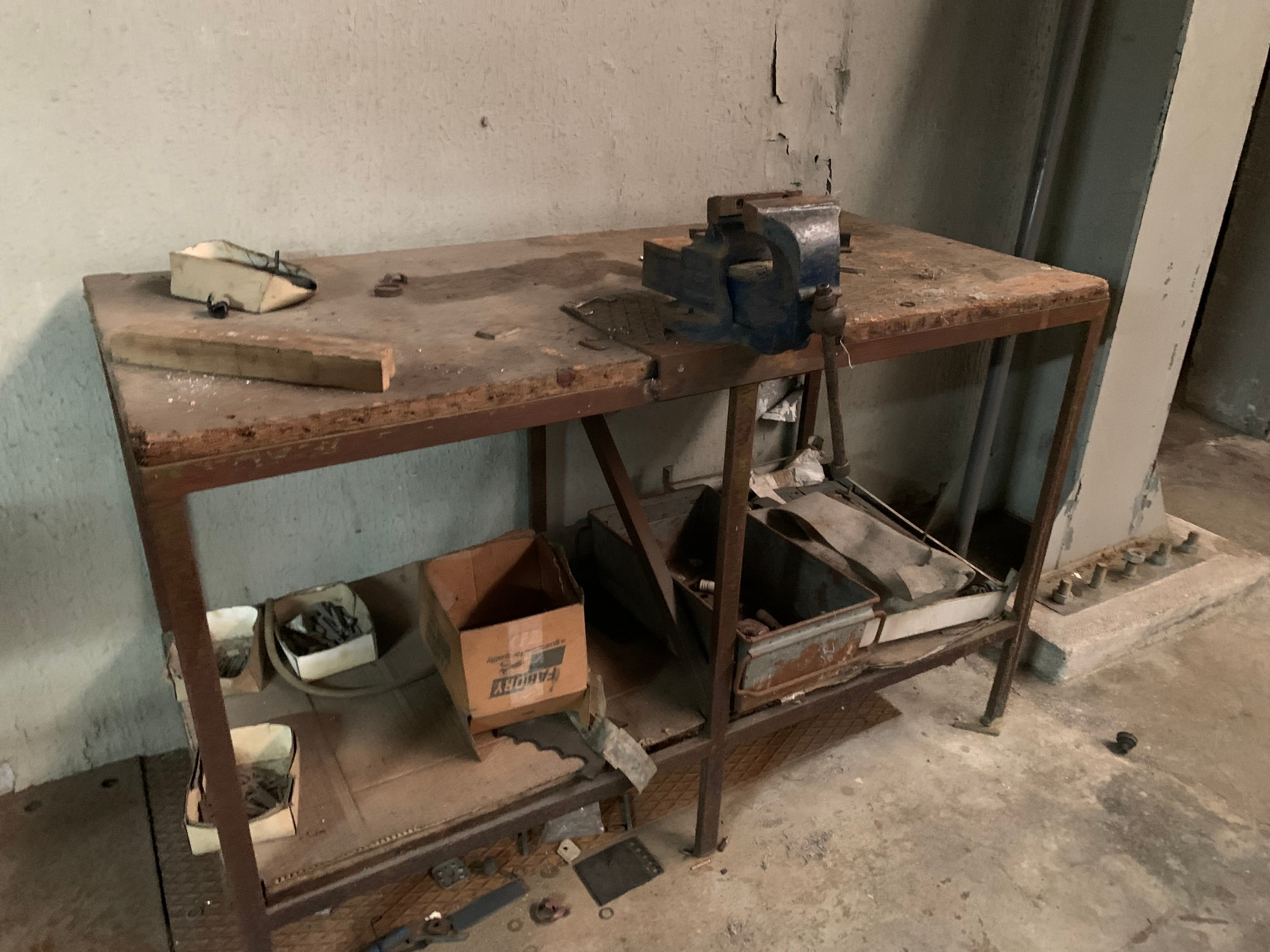 Esmeril · Engenho Furar Flott · Bancada com Torno — imagem 4