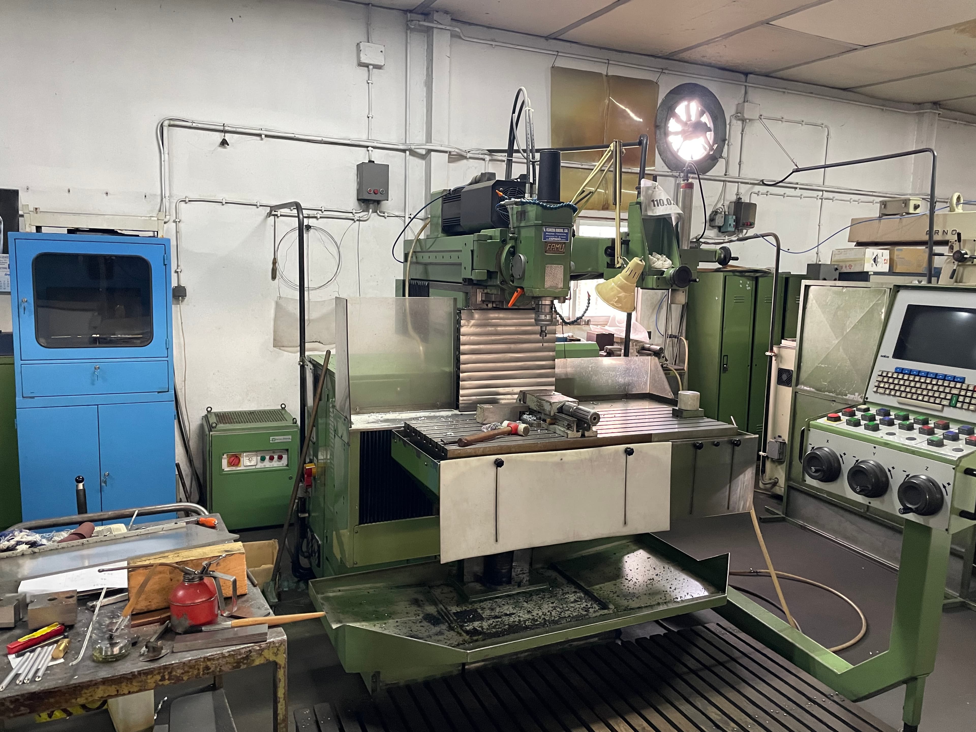 Fresadora CNC Famu FAS-1M — imagem 1