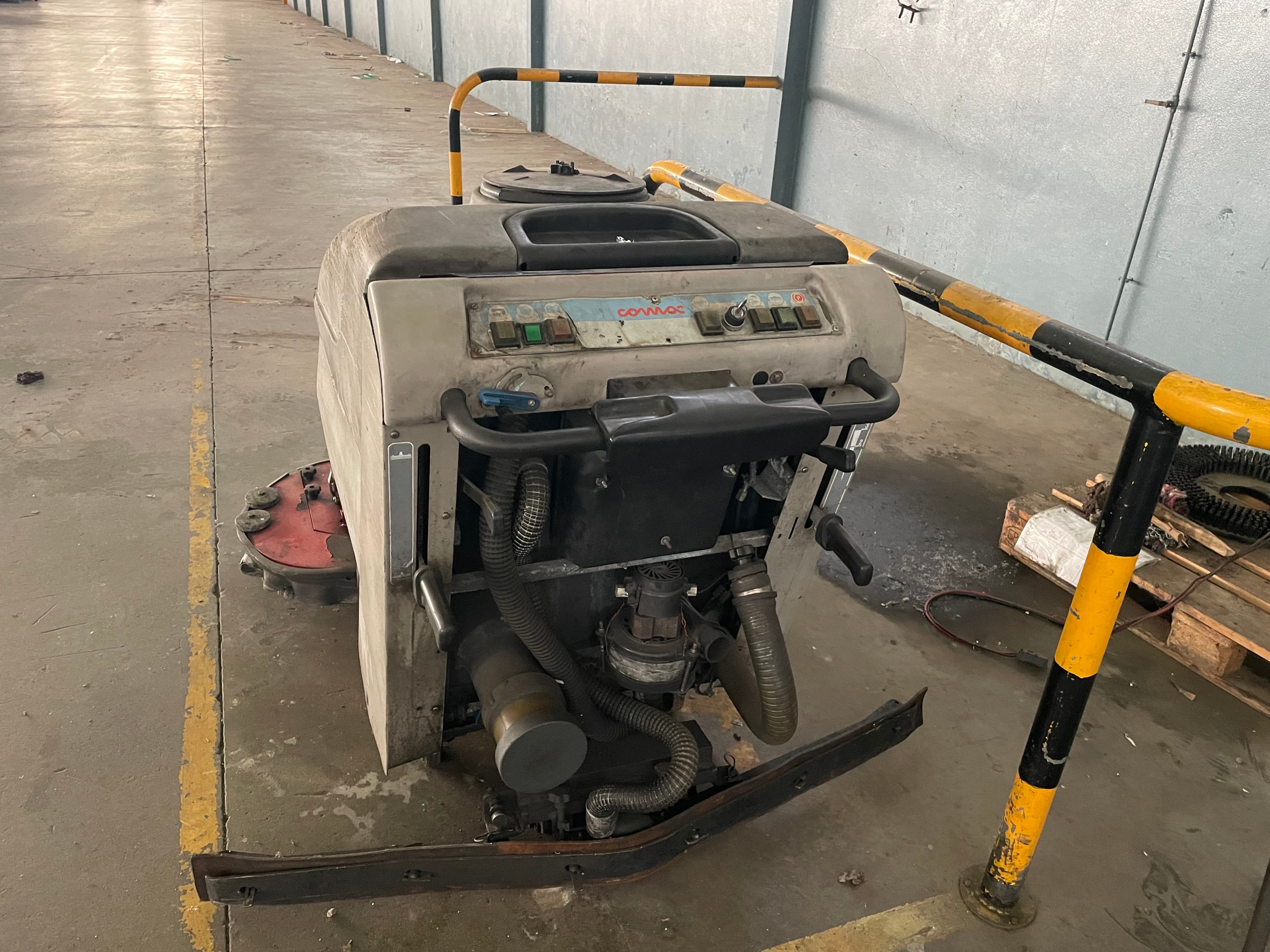 Máquina Lavar Chão Comac — imagen 2