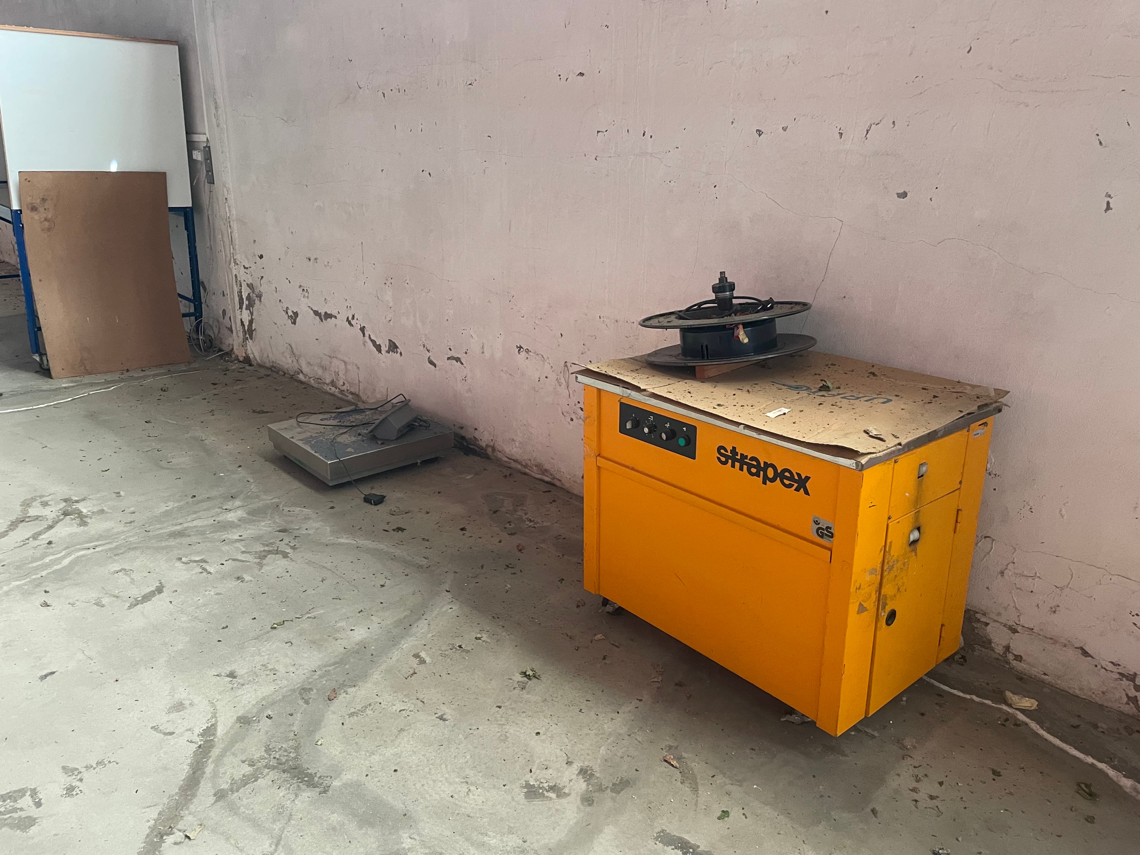 Balança · Máquina Cintar — image 1
