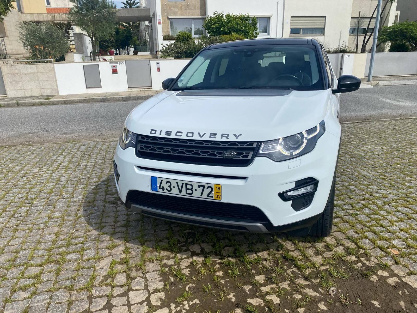 Land Rover Discovery · Ano 2018 — imagem 1