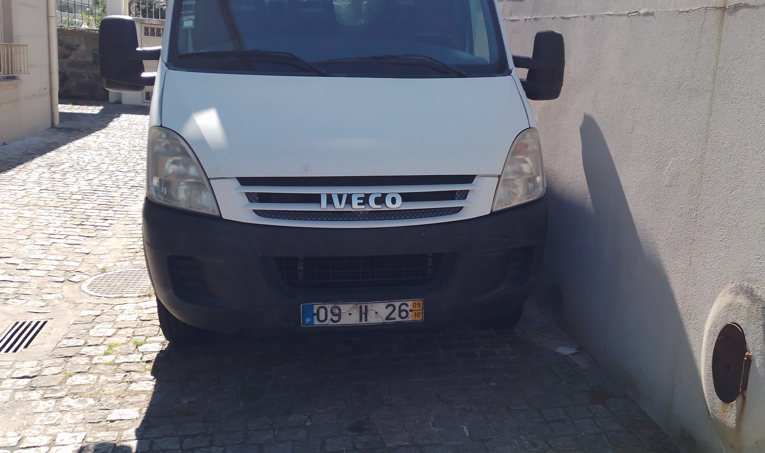 Iveco Daily · Ano 2009 — imagem 2