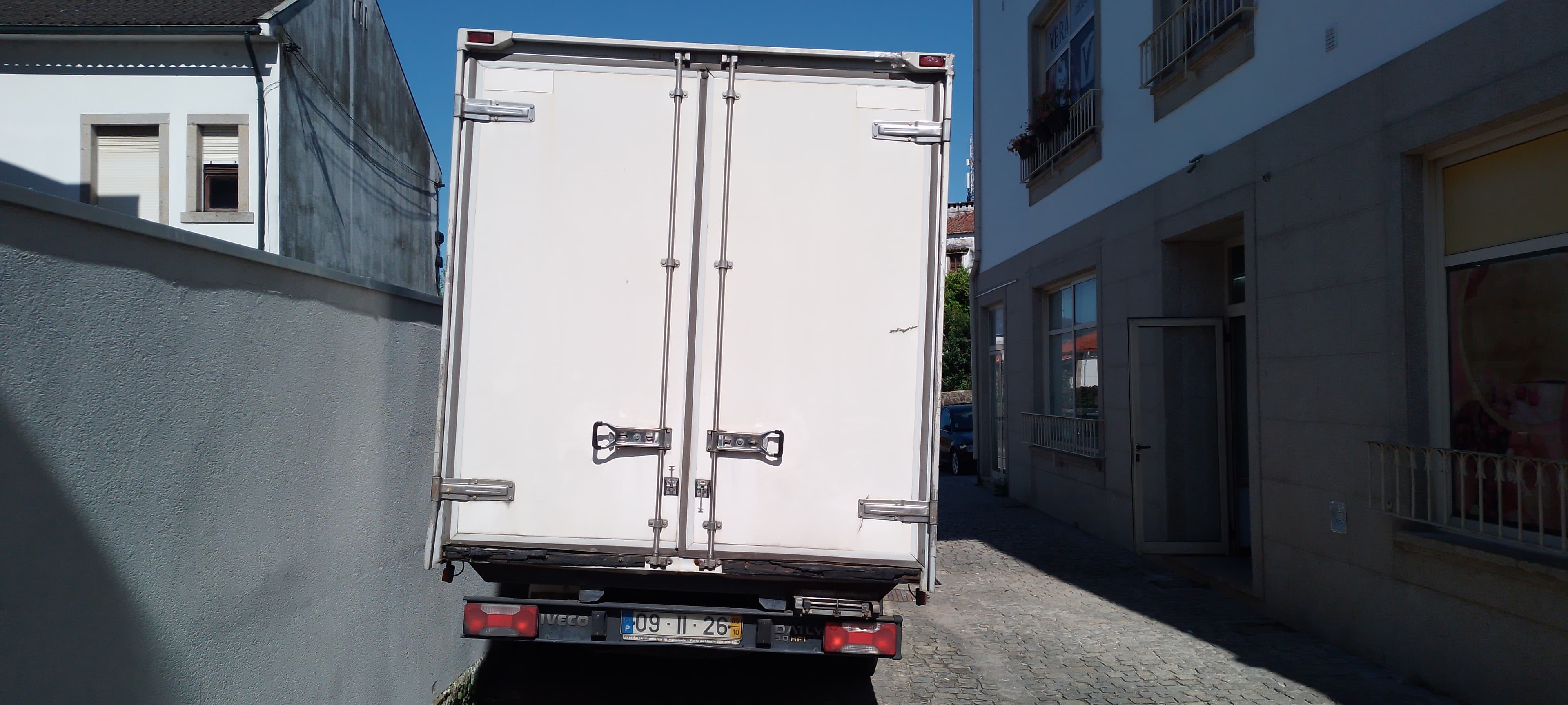 Iveco Daily · Ano 2009 — imagem 5