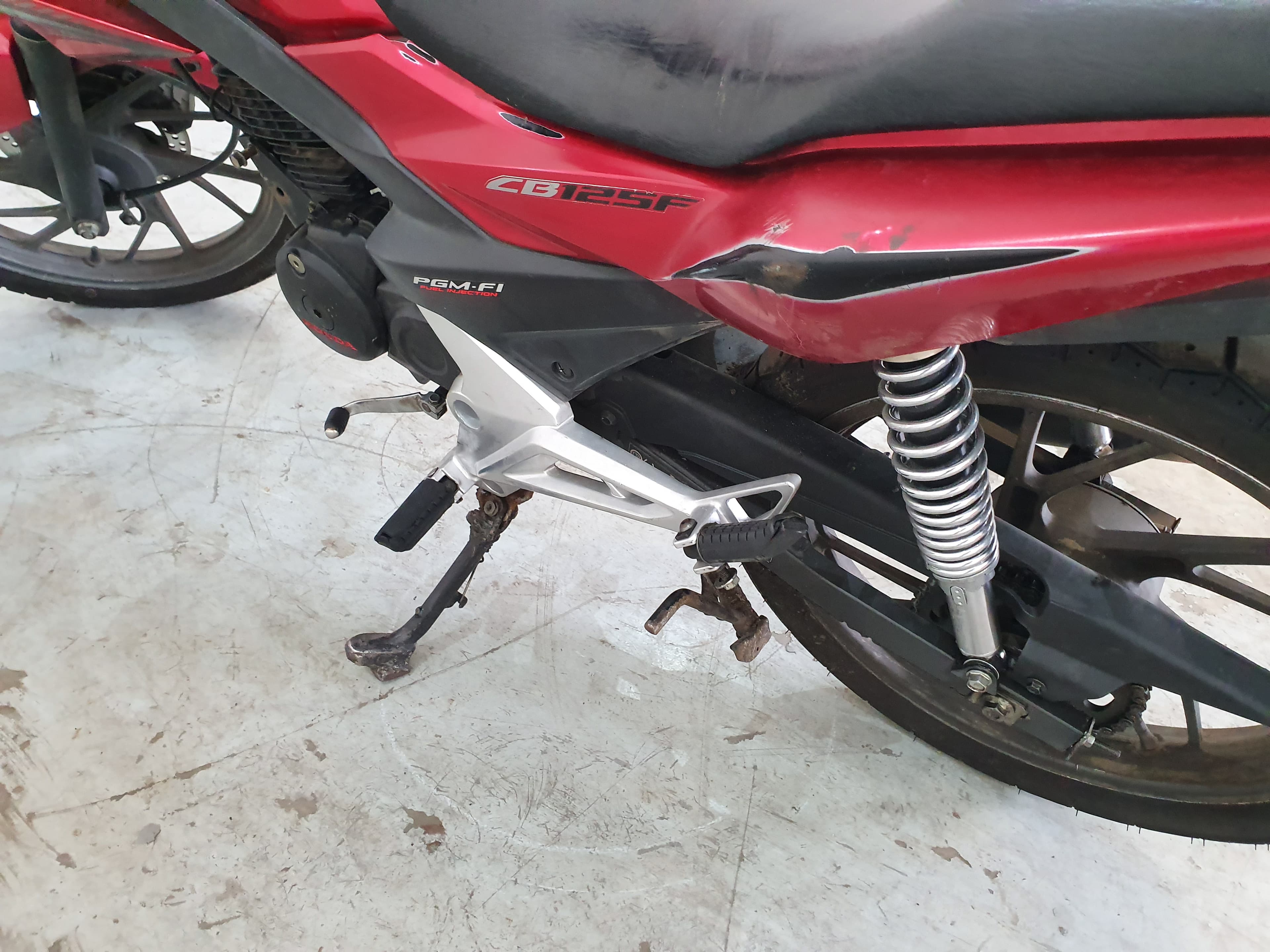 HONDA CBF 125 · Ano 2015 — imagen 6