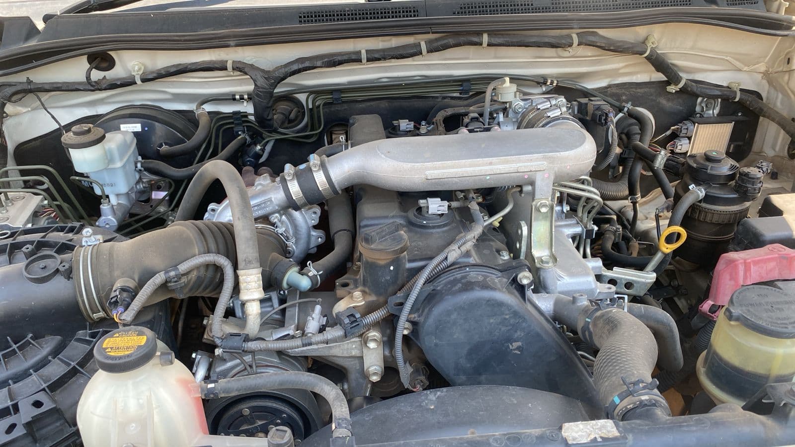 Toyota Hilux 2.5D — imagem 7