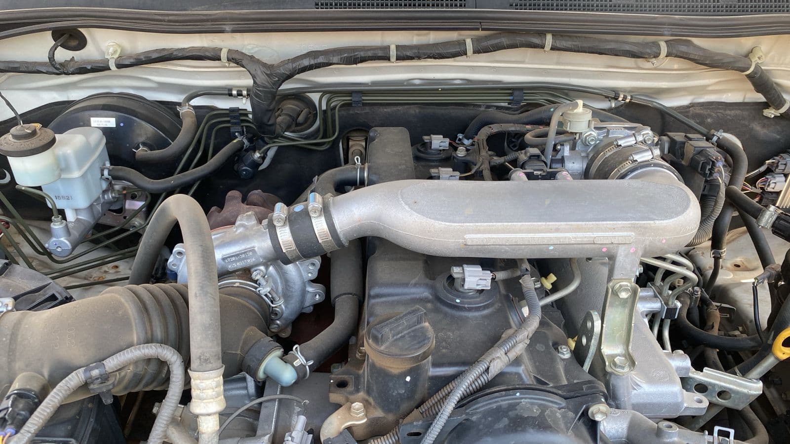 Toyota Hilux 2.5D — imagem 8