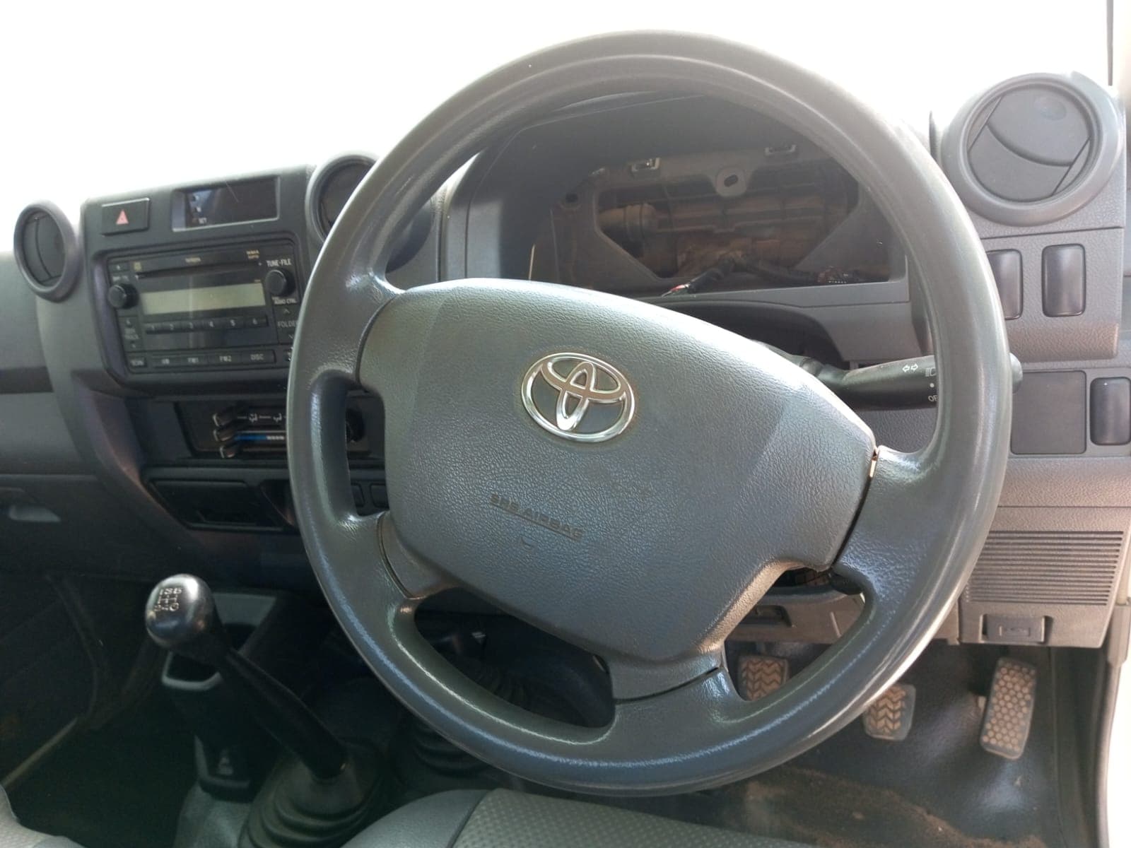 Toyota Land Cruiser — imagen 6