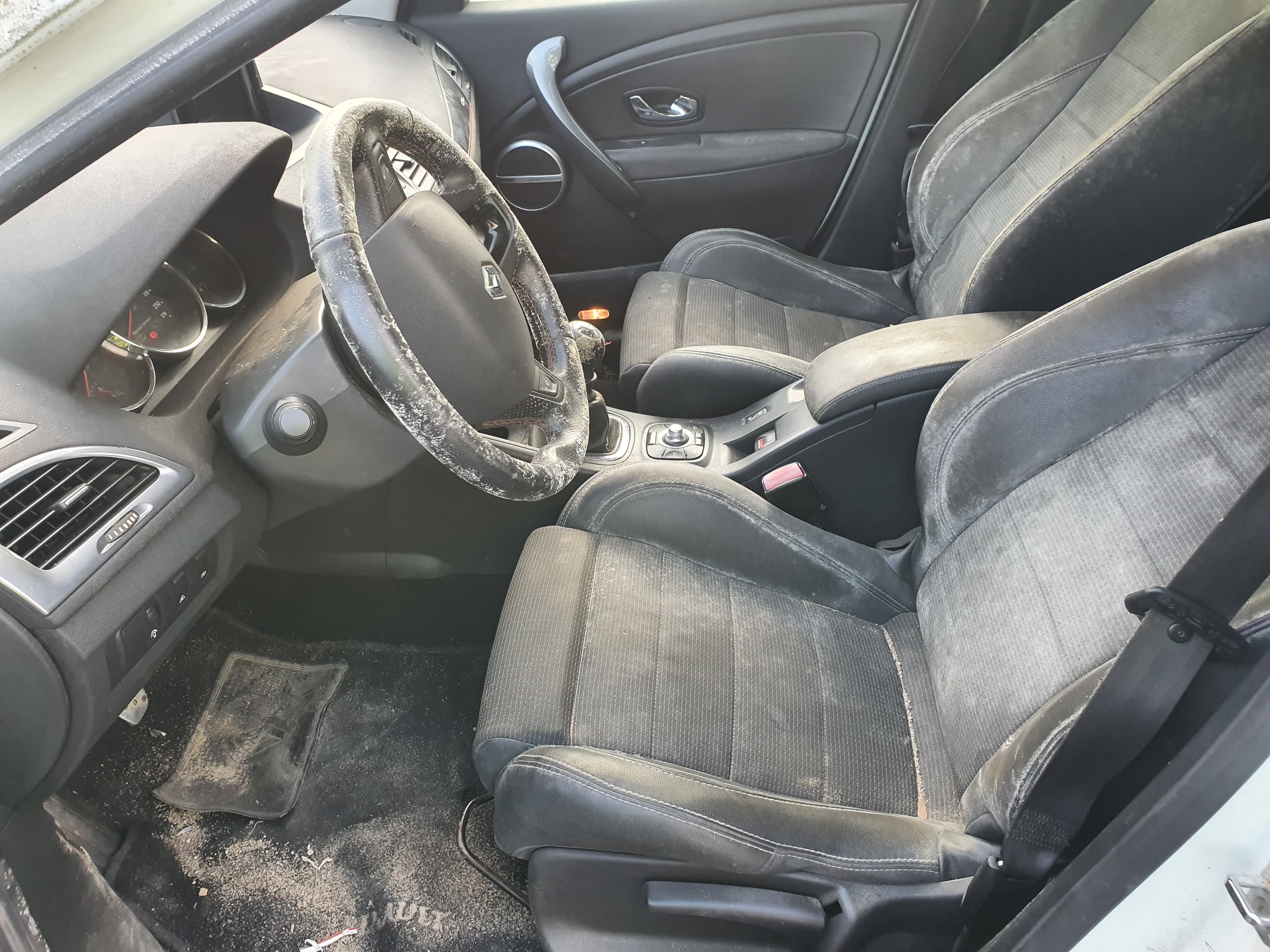 Renault Mégane GT Line · Ano 2012 — imagem 26