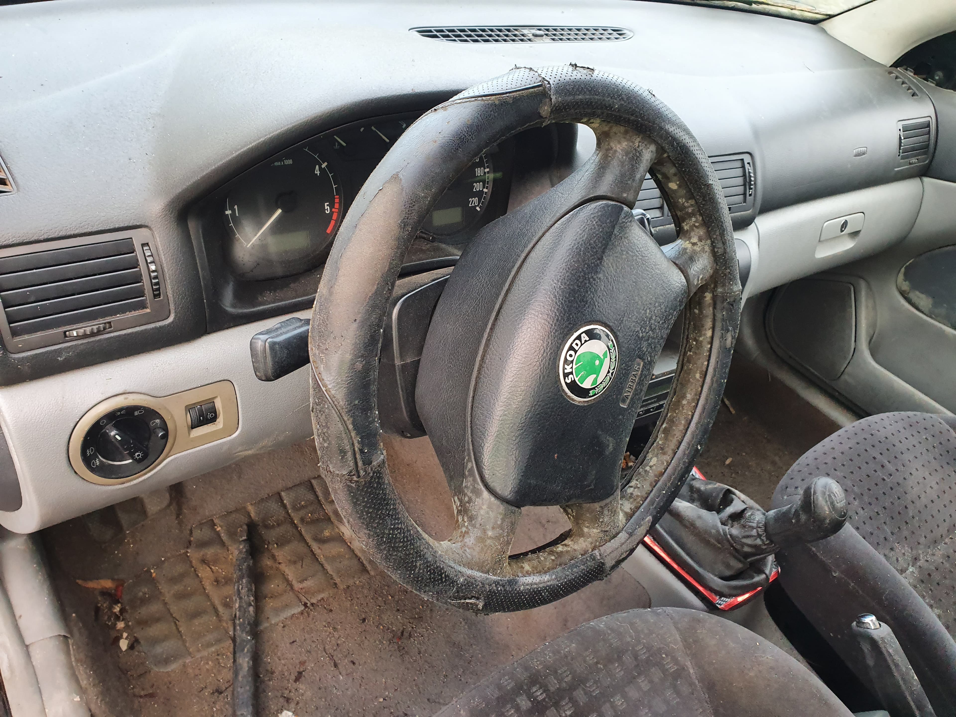 Skoda Octávia · Ano 2000 — imagen 27