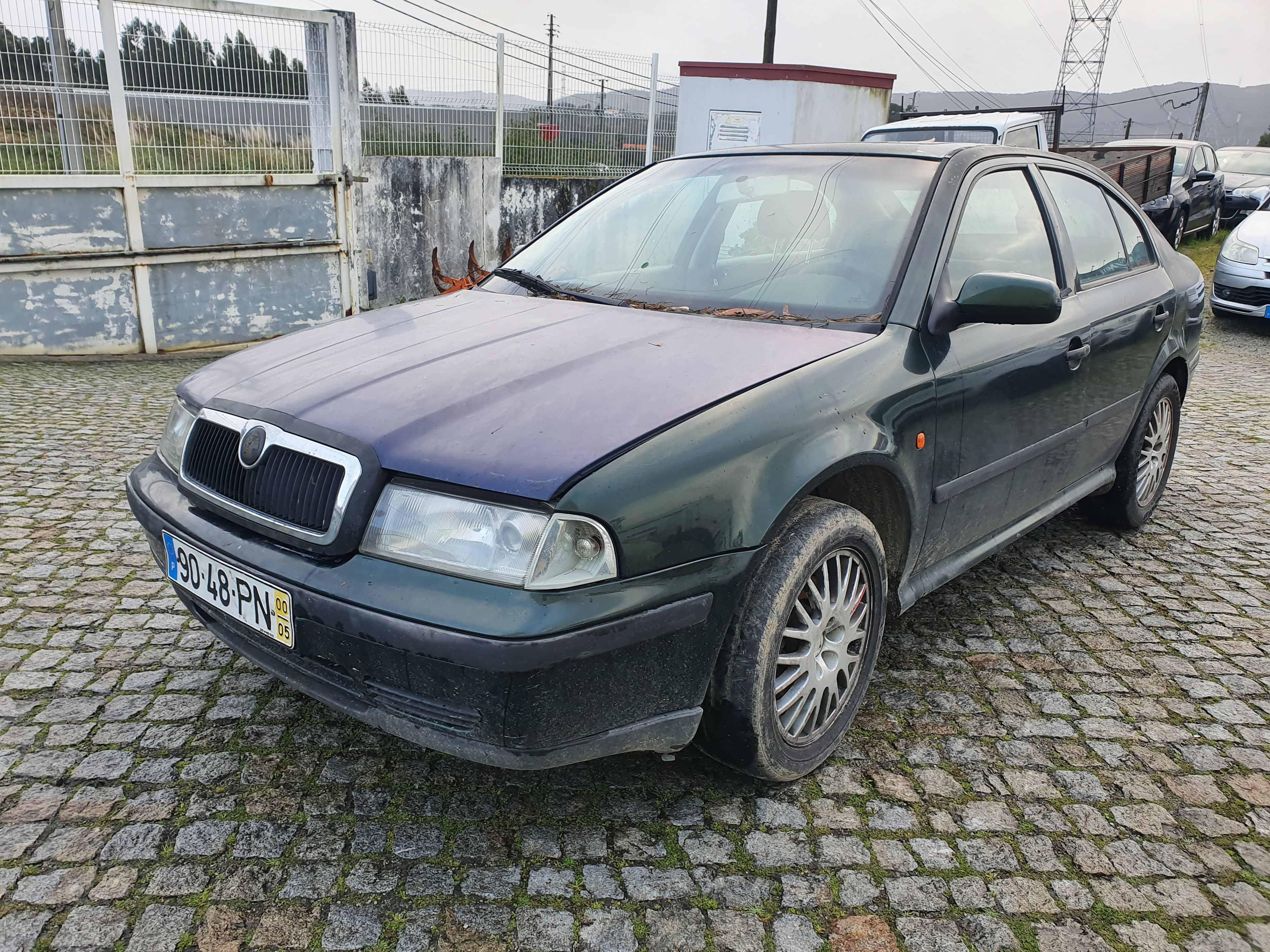 Skoda Octávia · Ano 2000