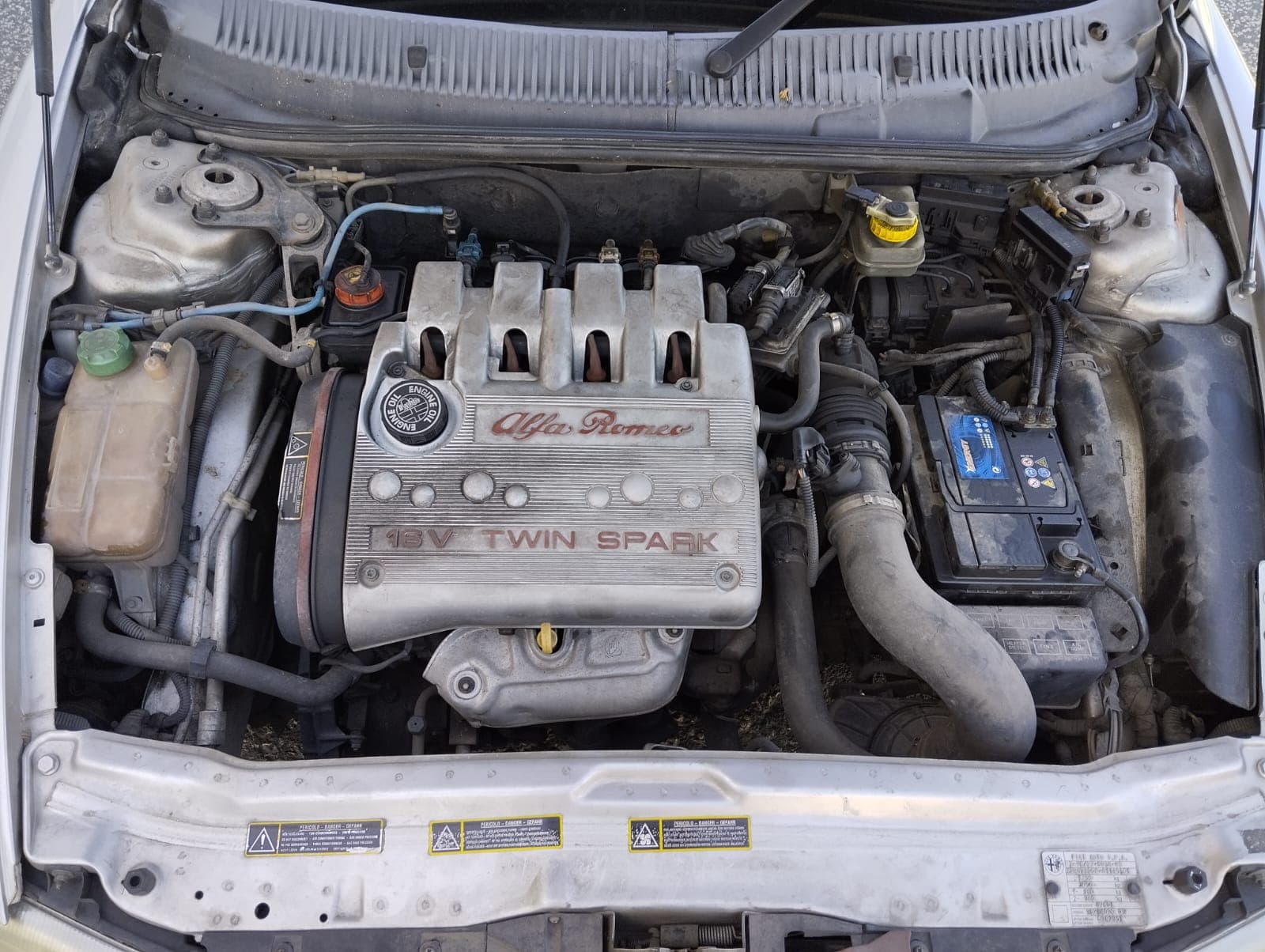 Alfa Romeu 156  Sedan 1.6 16V Twin Spark · Ano 2000 — imagem 12