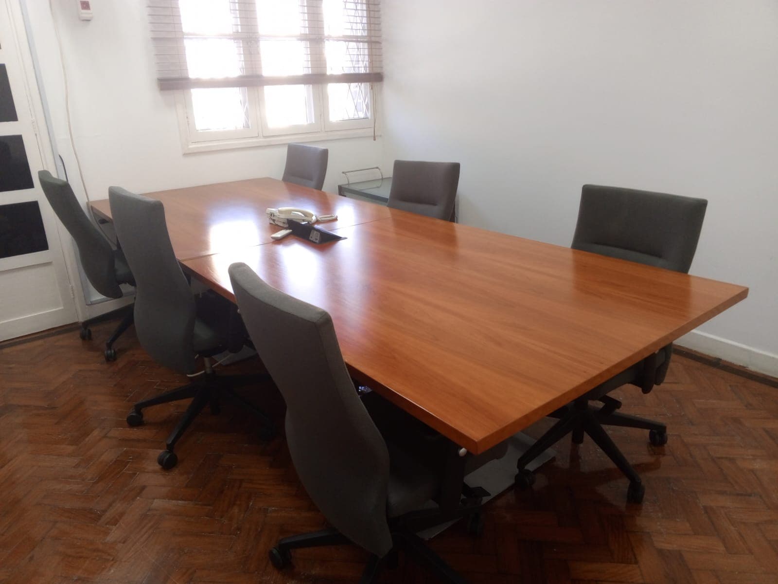 Mobiliario de oficina — imagen 2