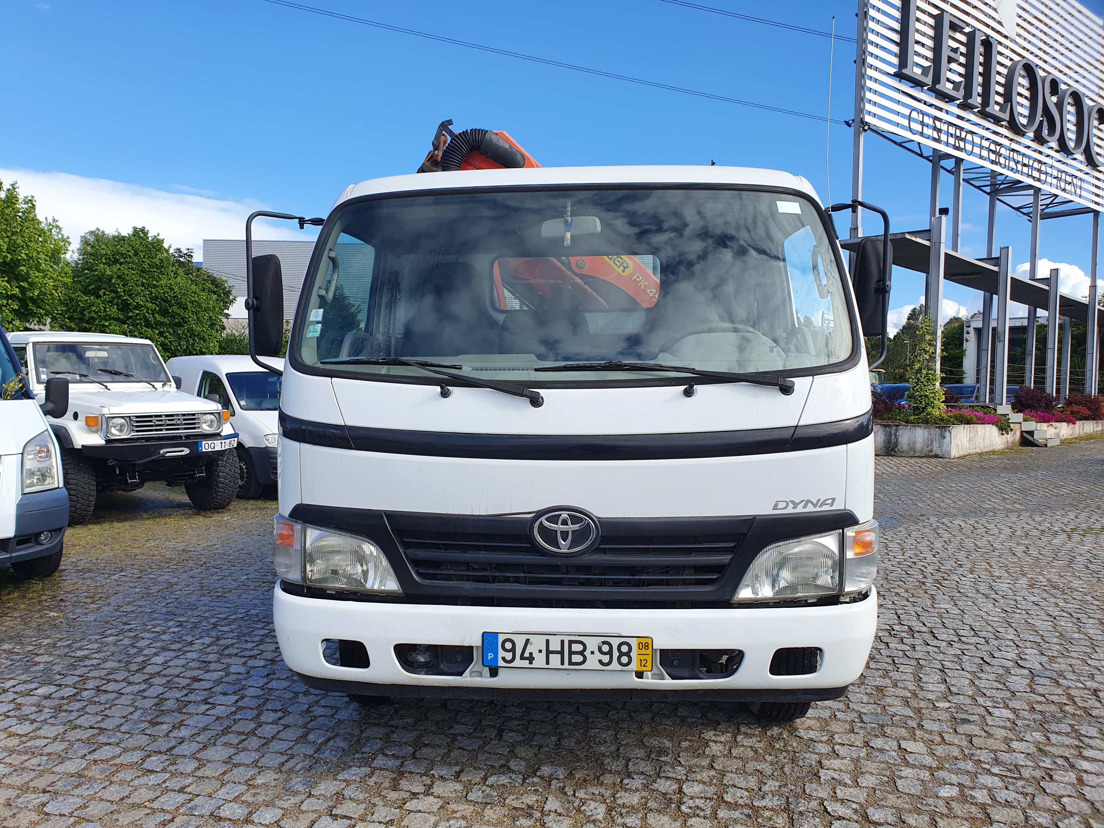 Toyota Dyna · Grua Palfinger · Tribasculante · Ano 2008 — imagen 3
