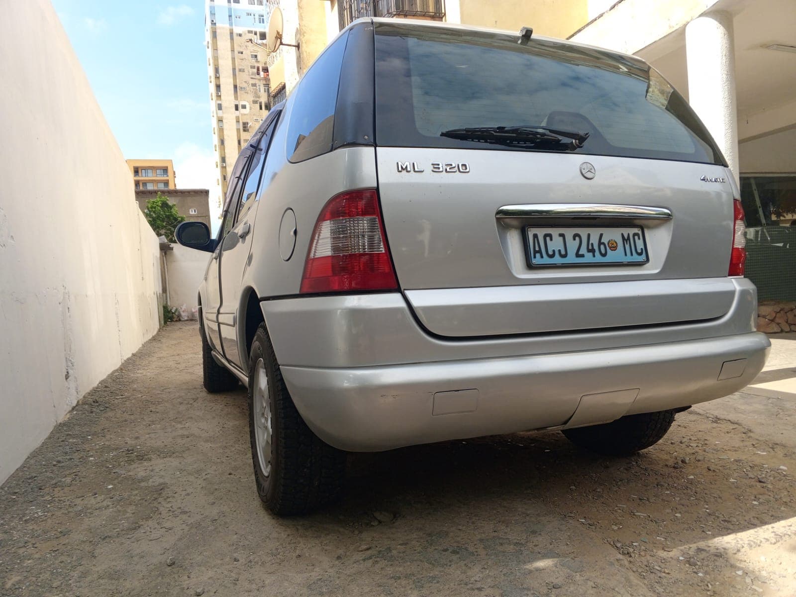 Mercedes Benz ML320 · Ano 2000 — image 5