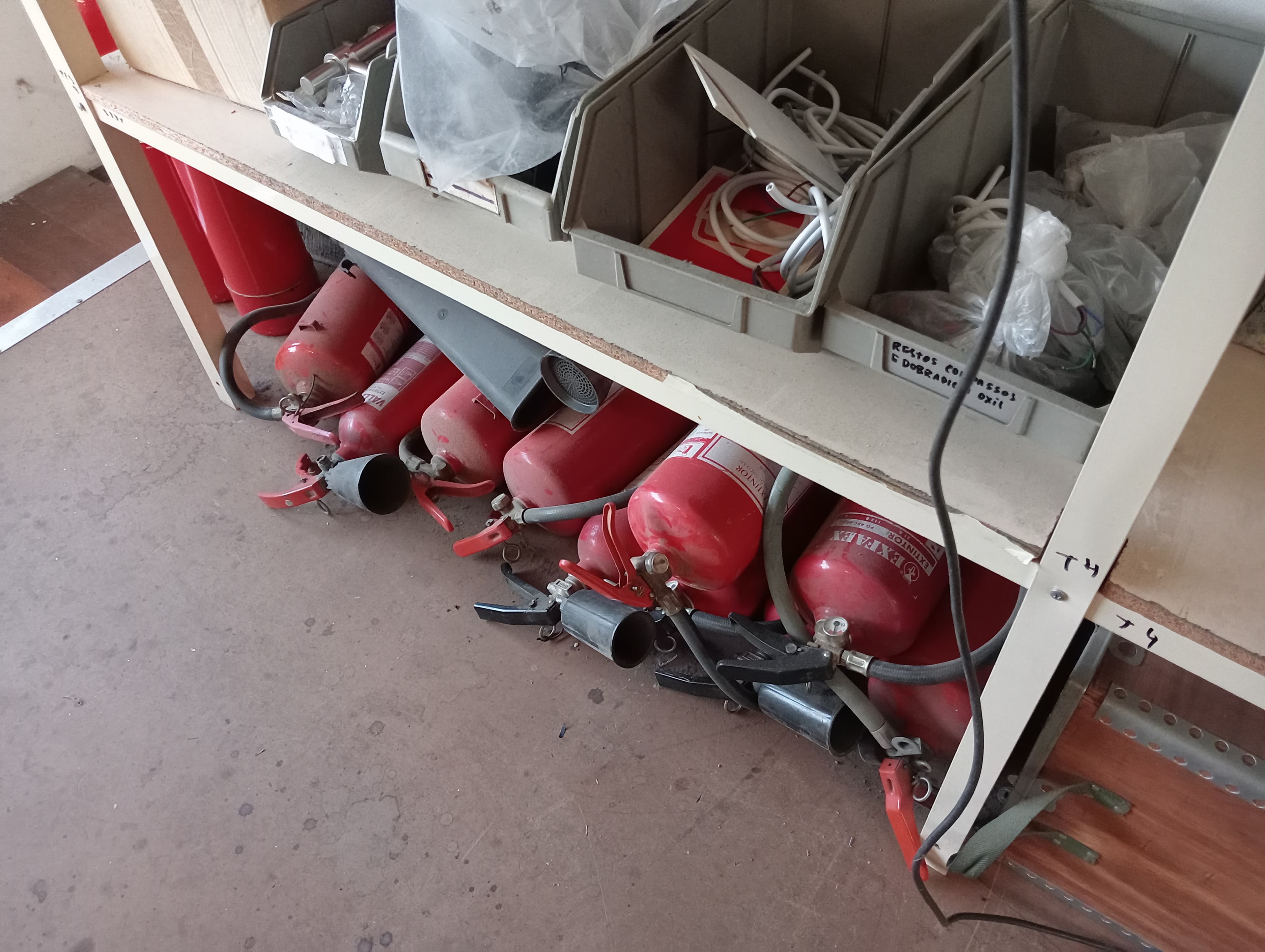 Compressores · Secador e Depósito de Ar · Acessórios · Diversos — imagem 11
