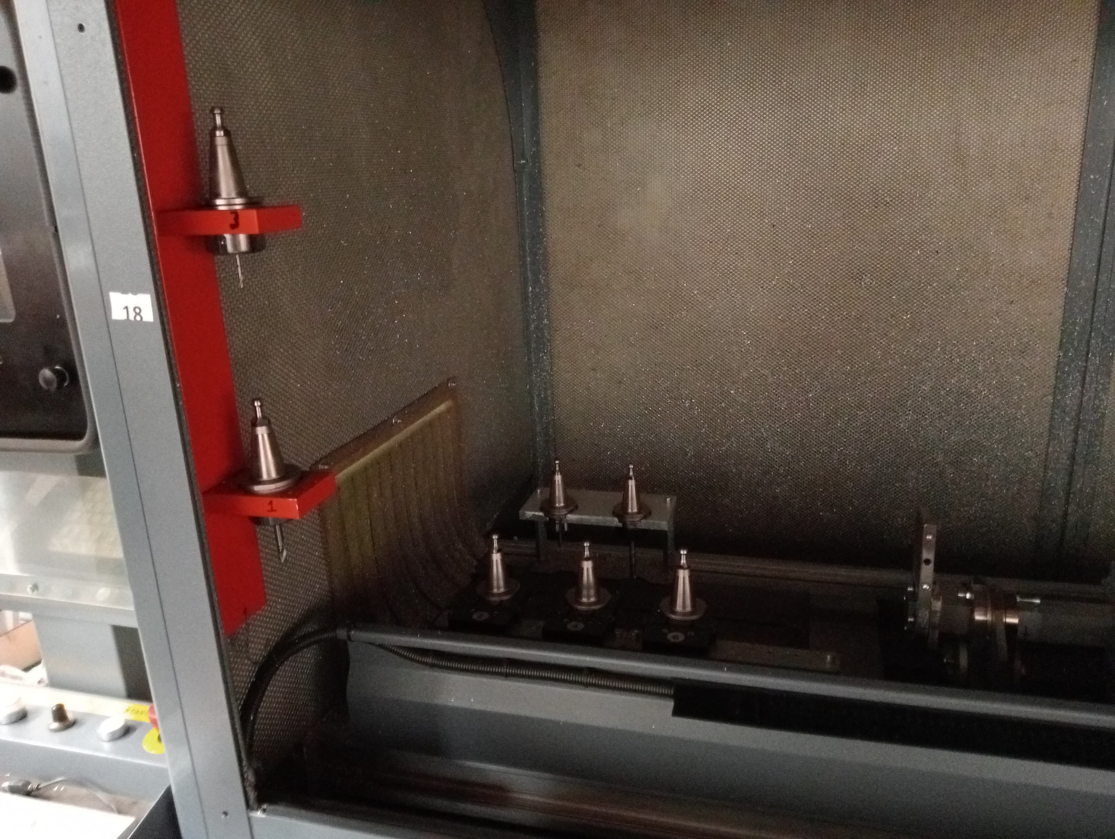 CNC de furação — image 4