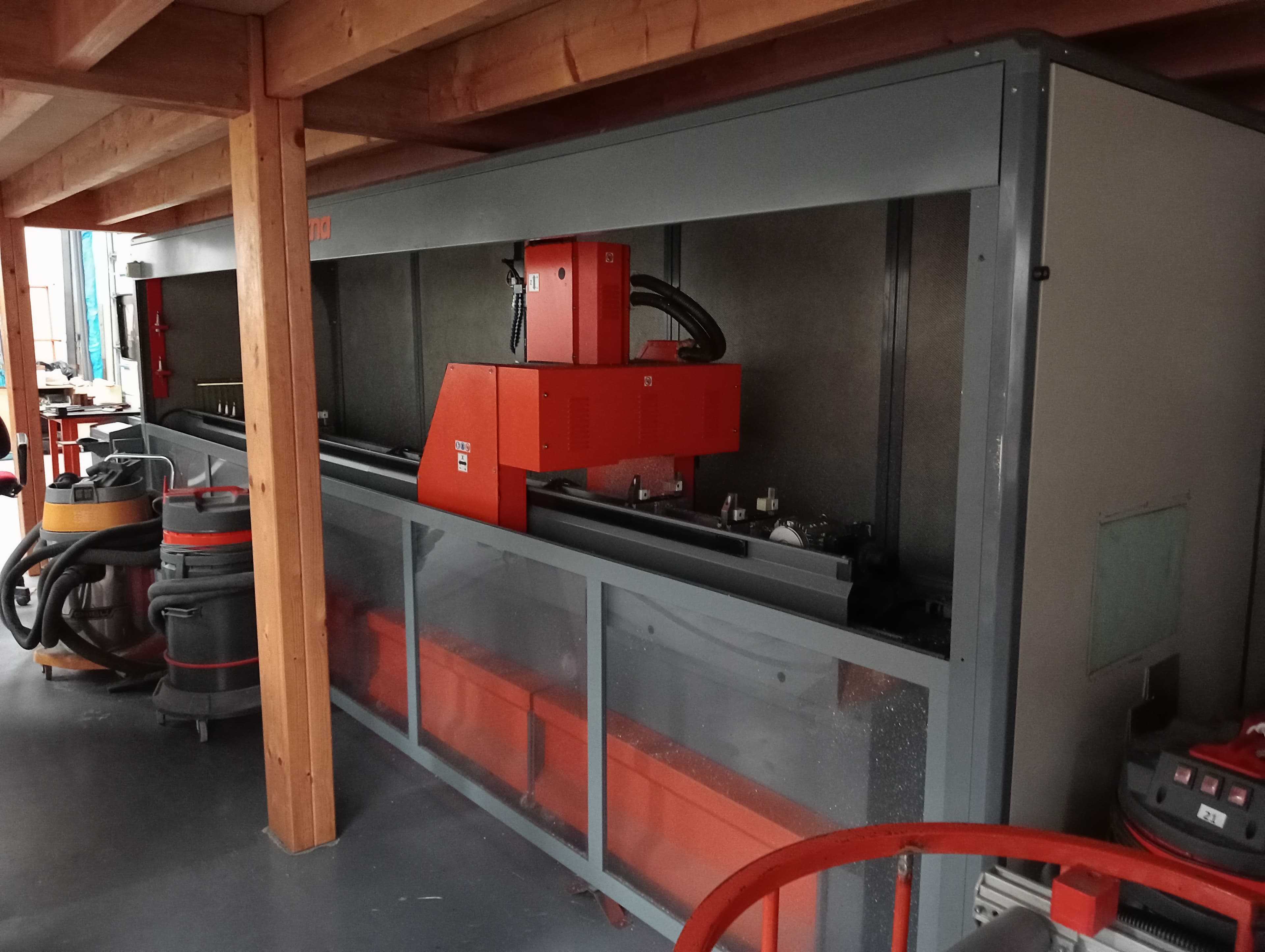 CNC de furação — image 2
