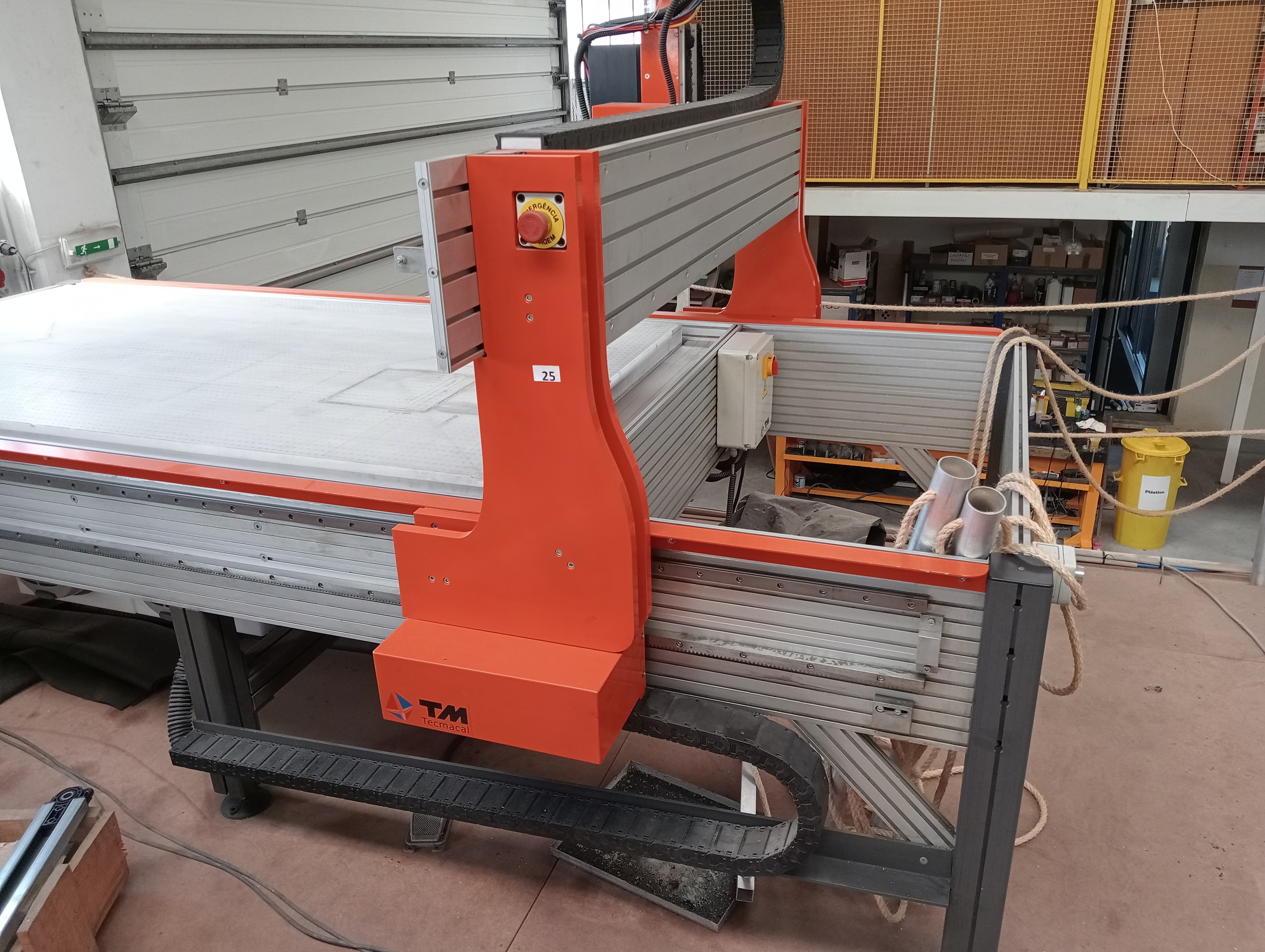 CNC · Máquina de Lavar Chão — imagem 2