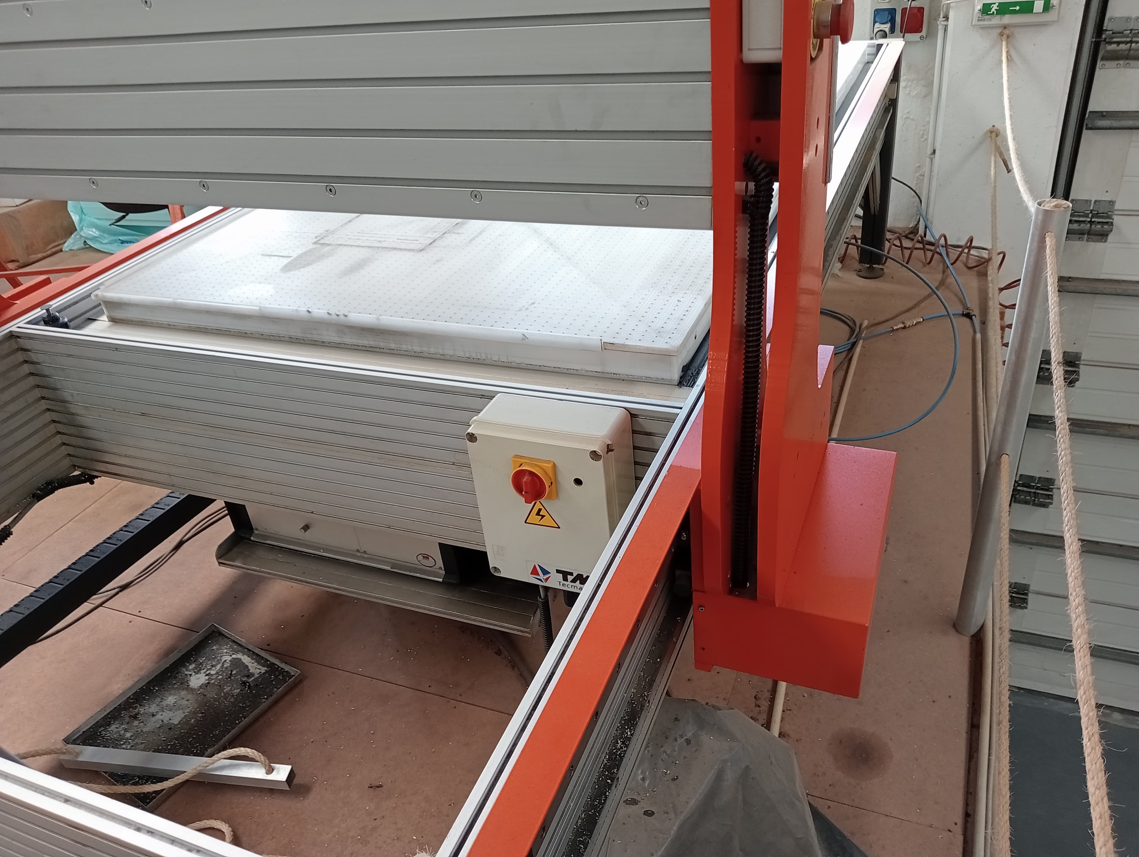 CNC · Máquina de Lavar Chão — imagem 5
