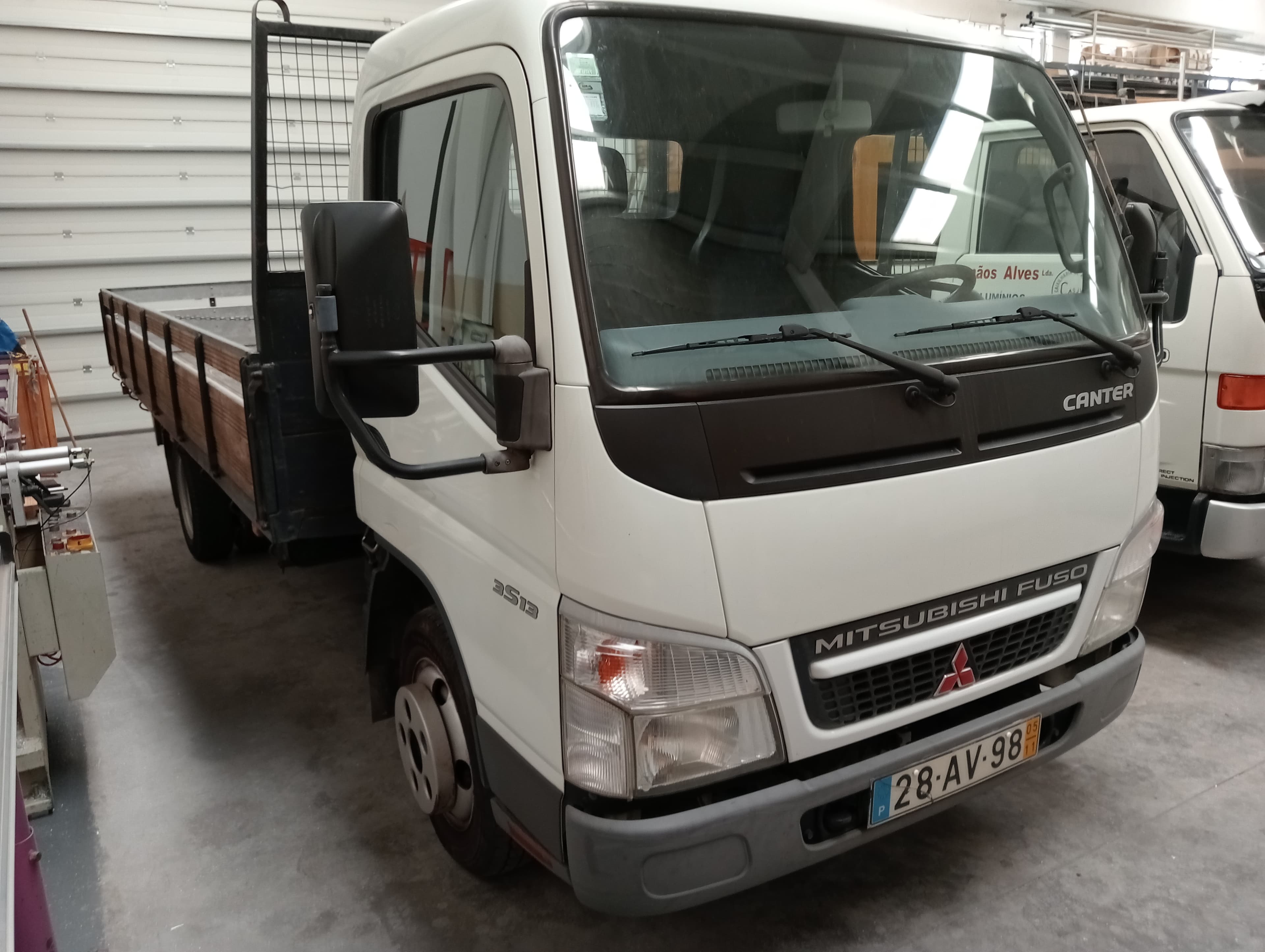 Mitsubishi Canter 3S13 · Ano 2005 — imagen 2