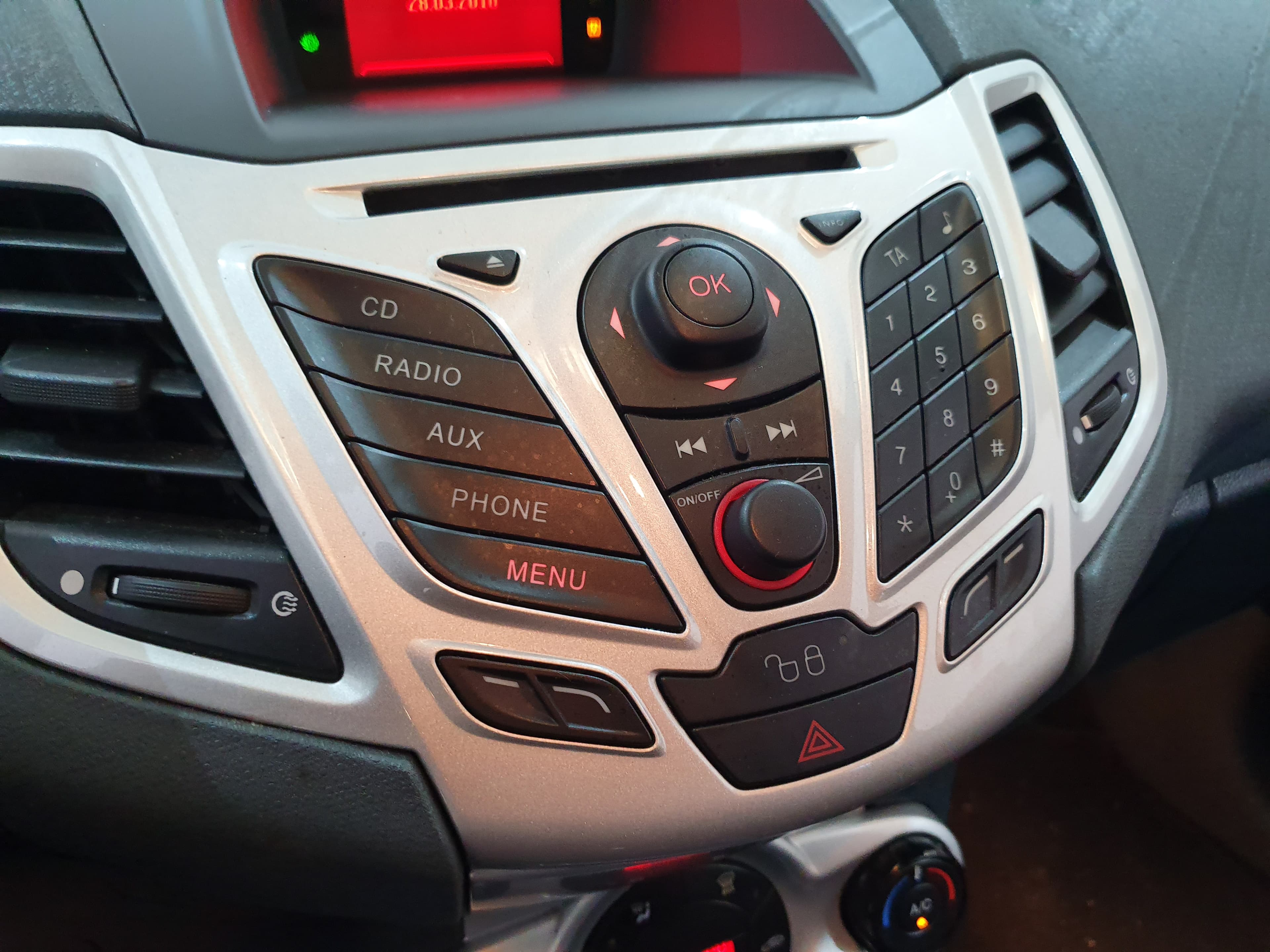 Ford Fiesta · Ano 2010 — imagen 31