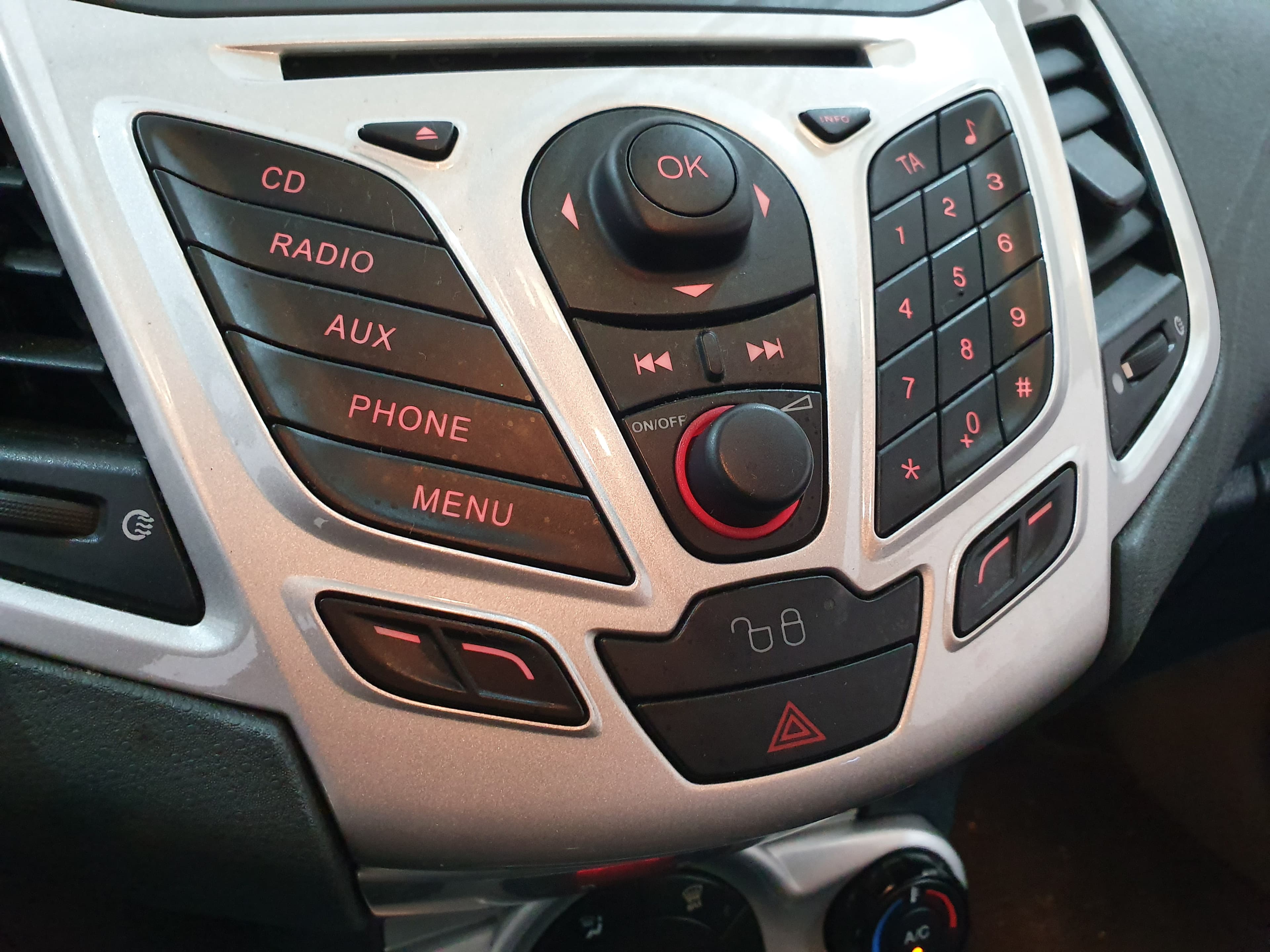 Ford Fiesta · Ano 2010 — imagen 28