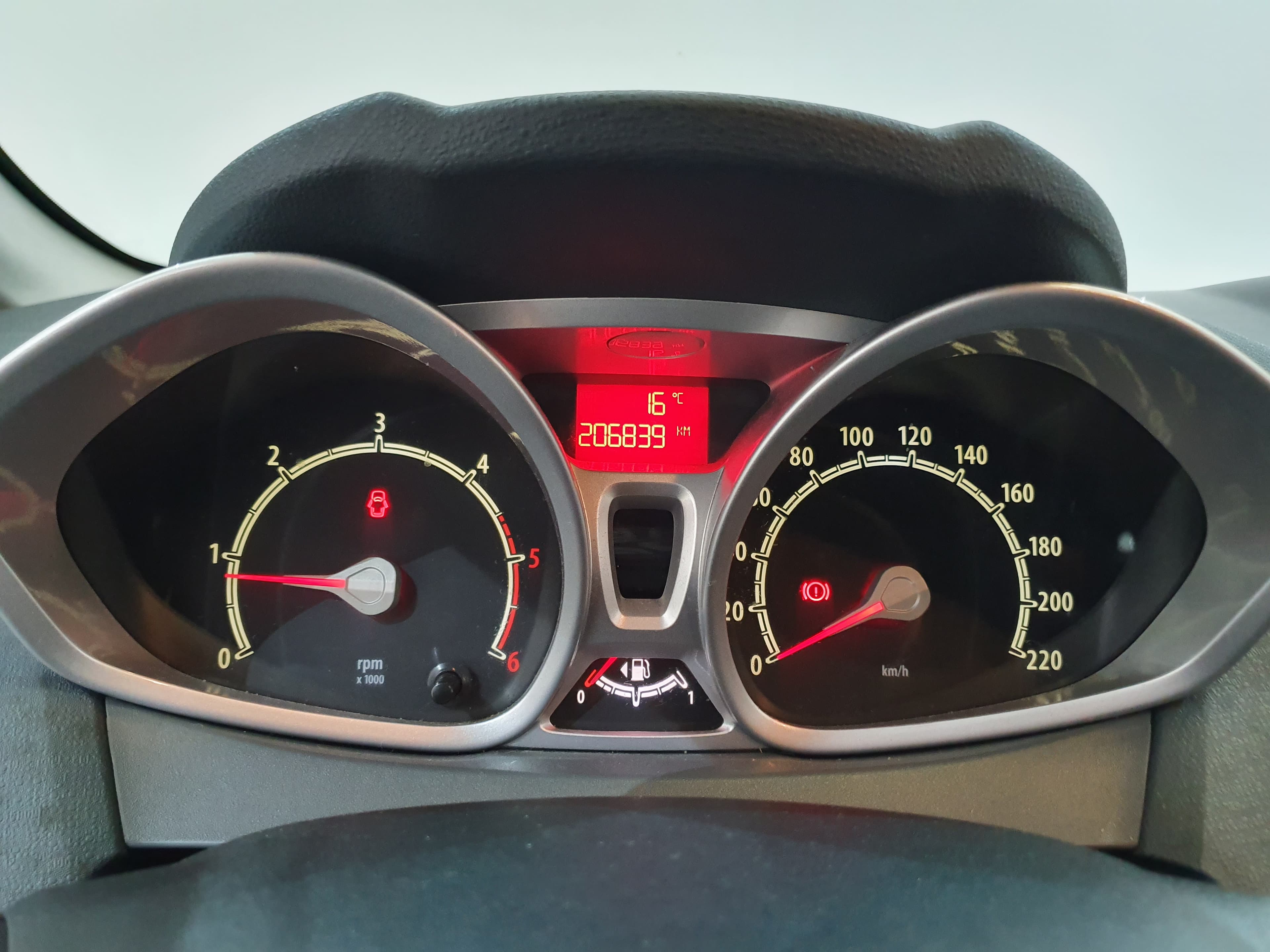 Ford Fiesta · Ano 2010 — imagen 35