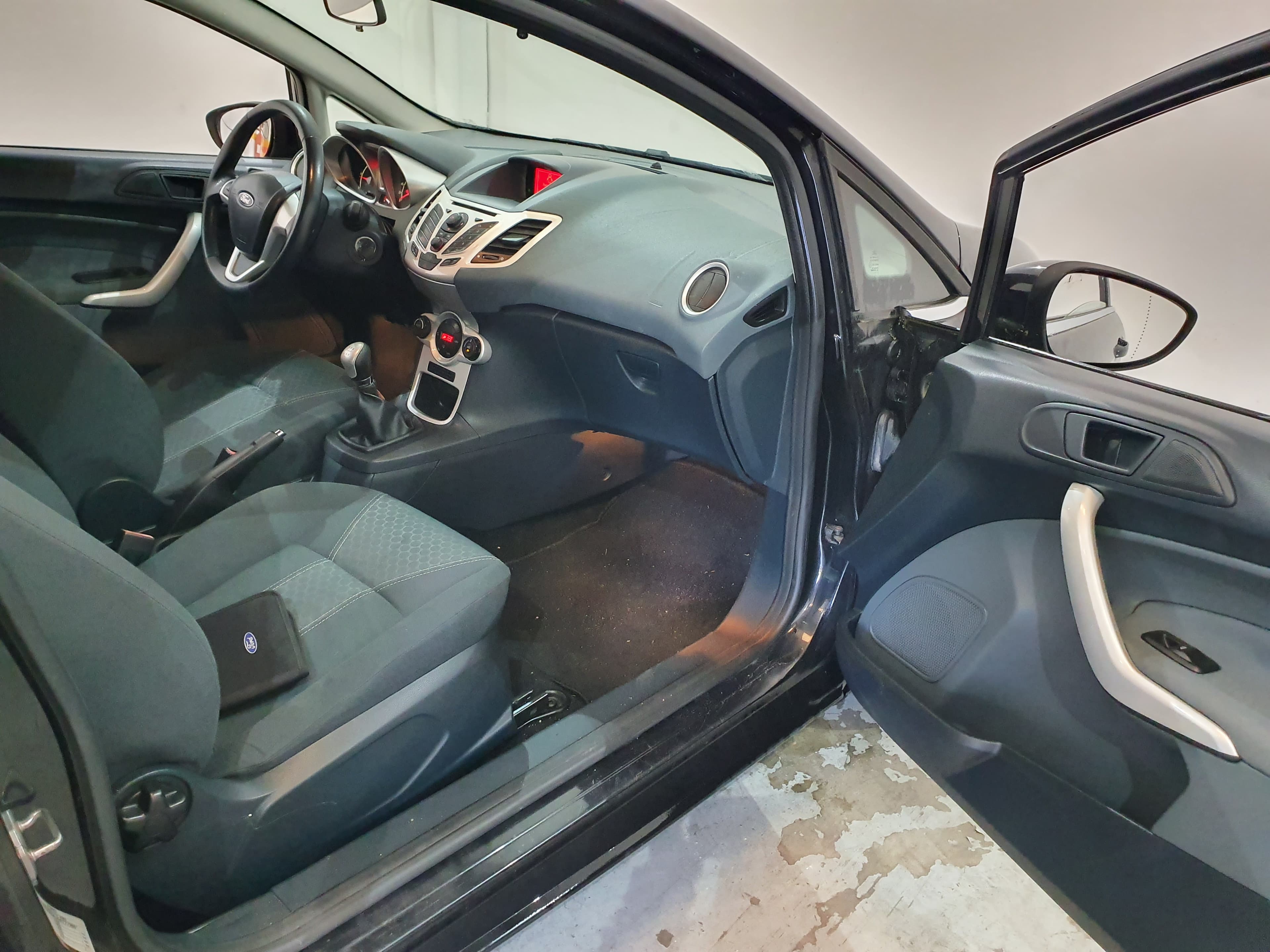 Ford Fiesta · Ano 2010 — imagen 20