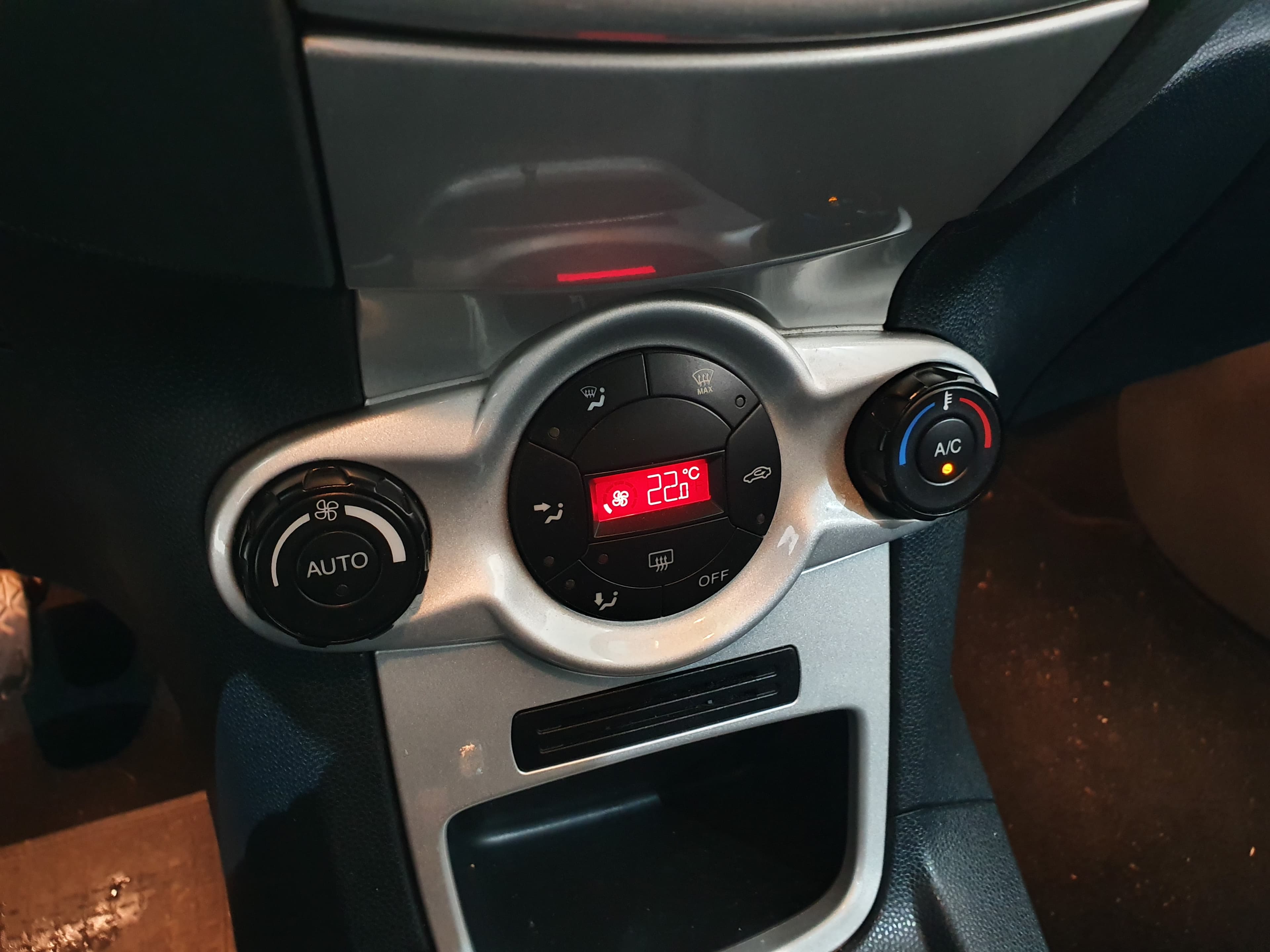 Ford Fiesta · Ano 2010 — imagen 29