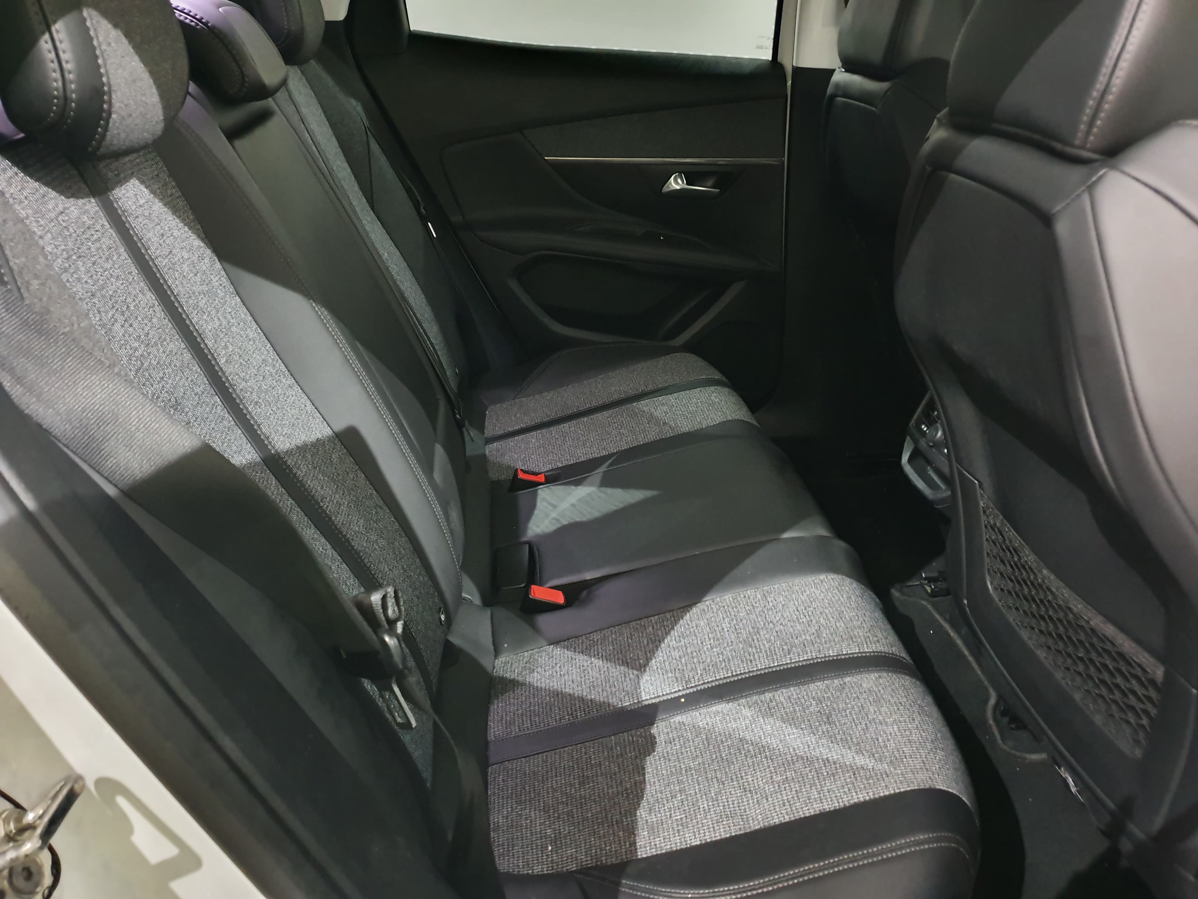 Peugeot 3008 · Ano 2017 — imagen 30