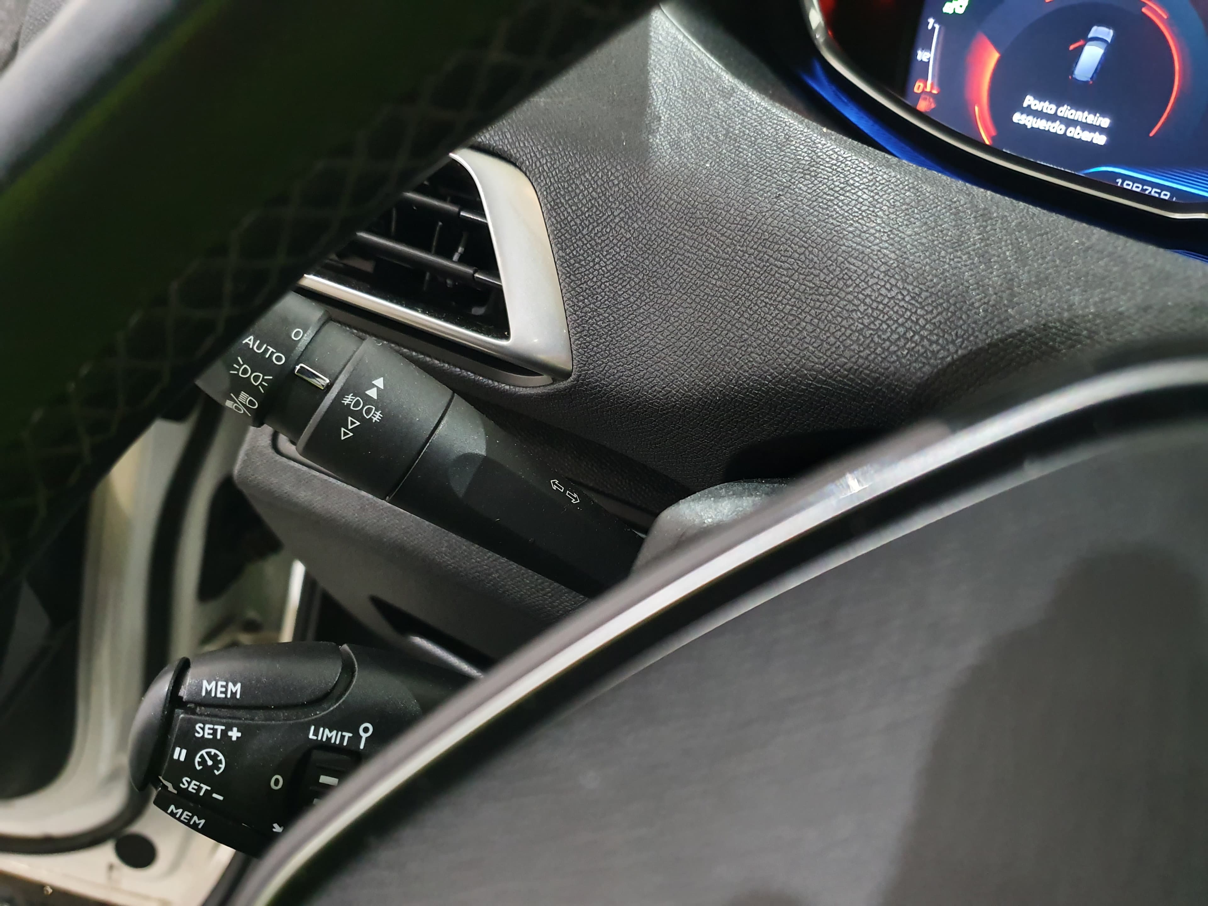 Peugeot 3008 · Ano 2017 — imagen 48