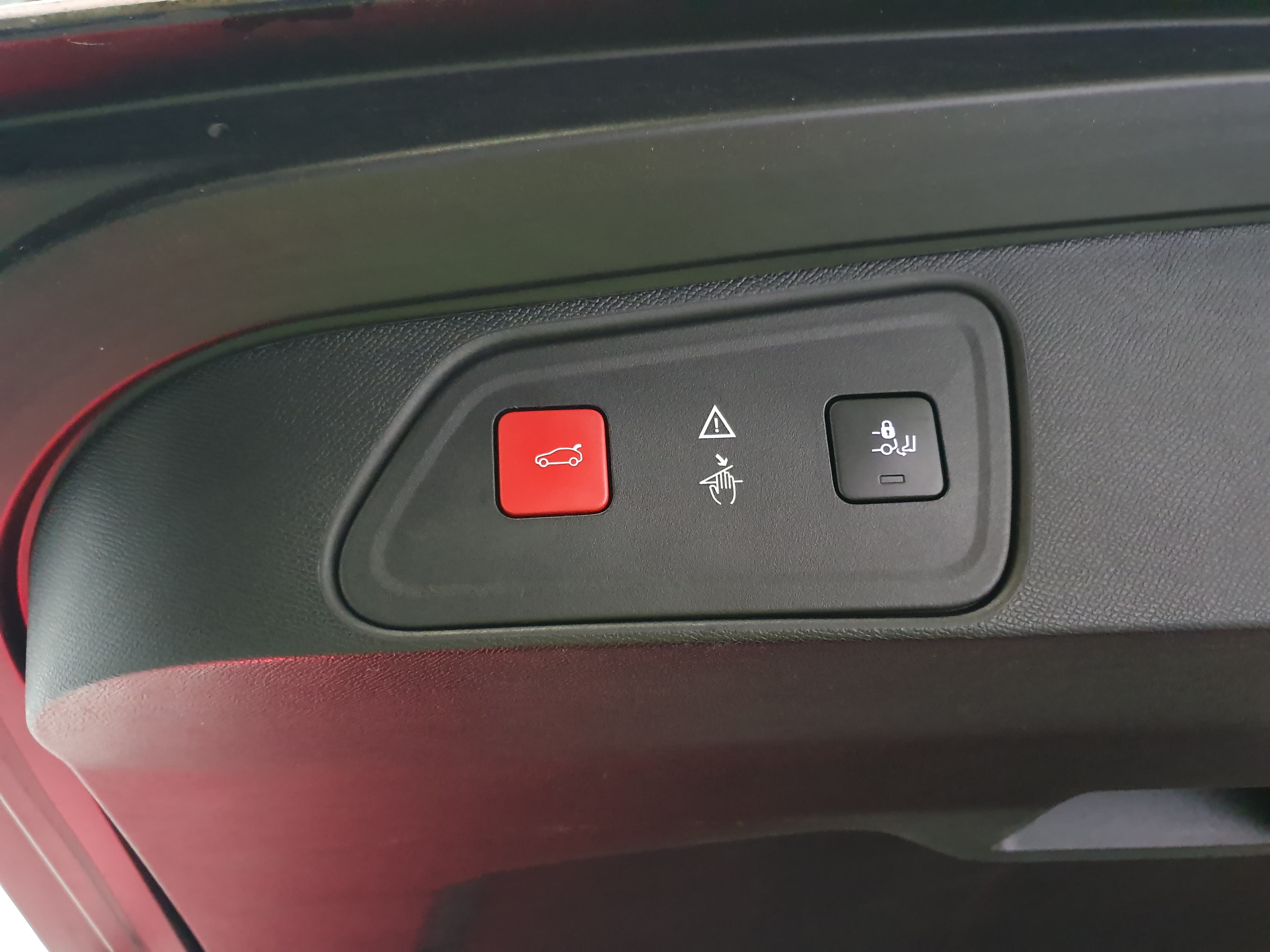 Peugeot 3008 · Ano 2017 — imagen 19