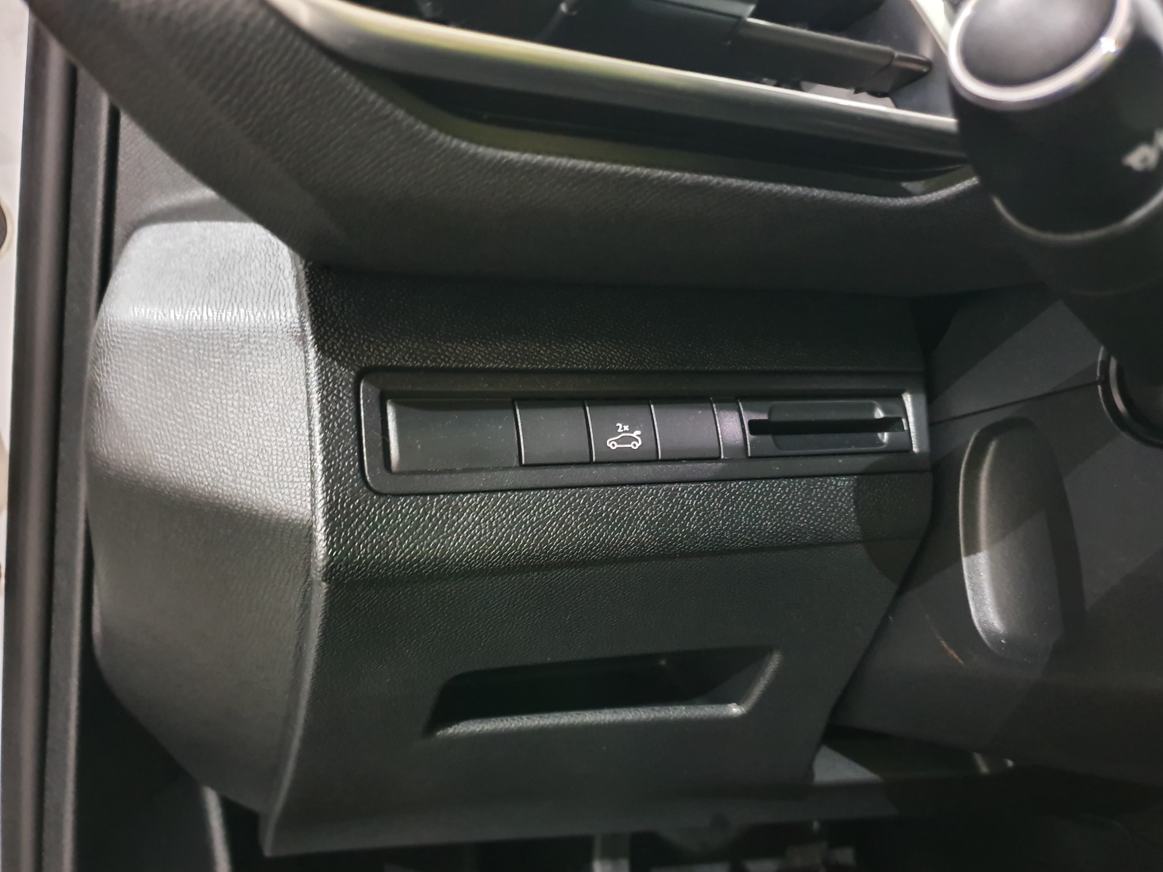 Peugeot 3008 · Ano 2017 — imagen 49