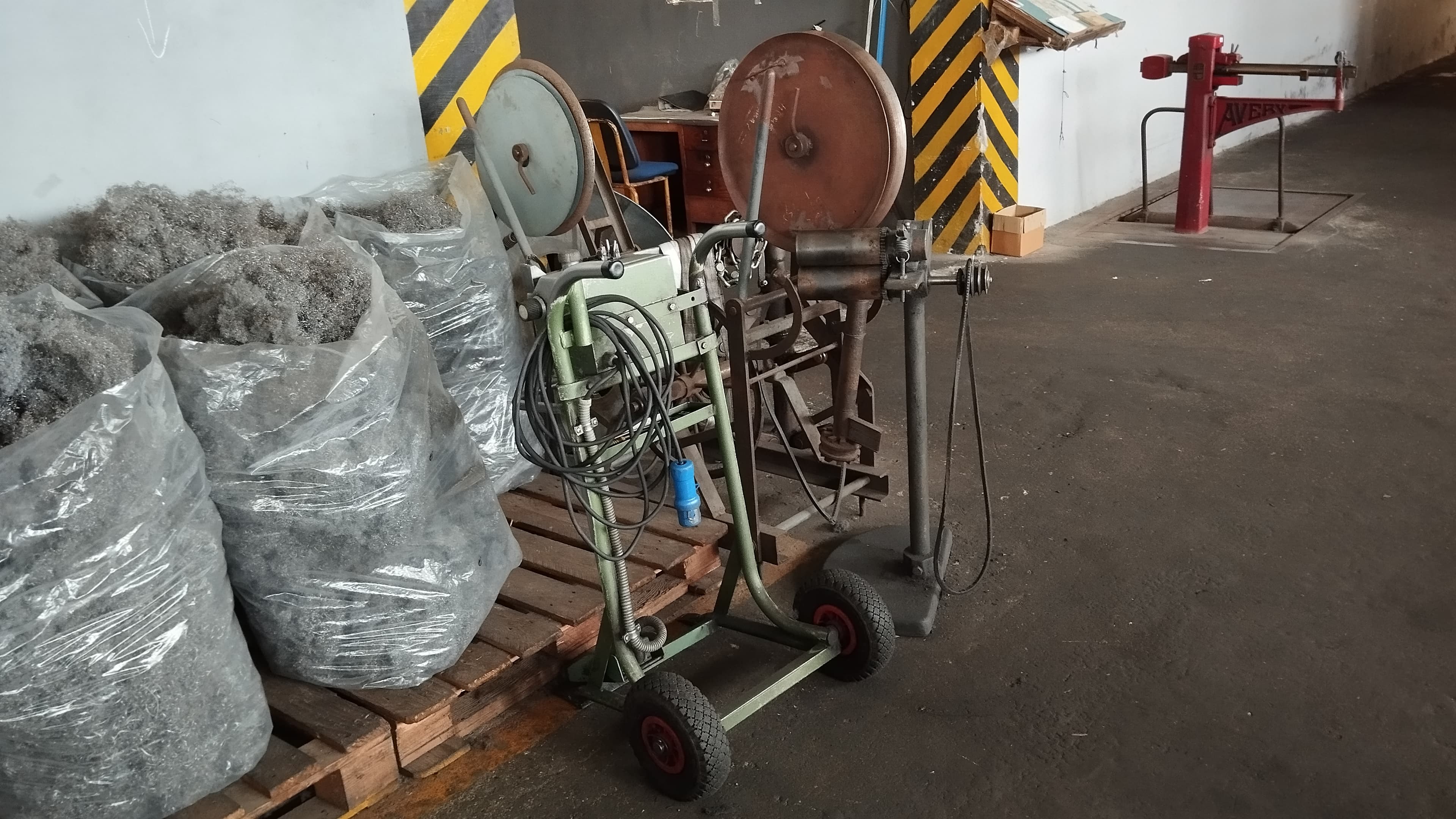 Equipamentos · Stock e Matéria Prima · Marca Nacional · Fabrico de Produtos Metálicos — image 12