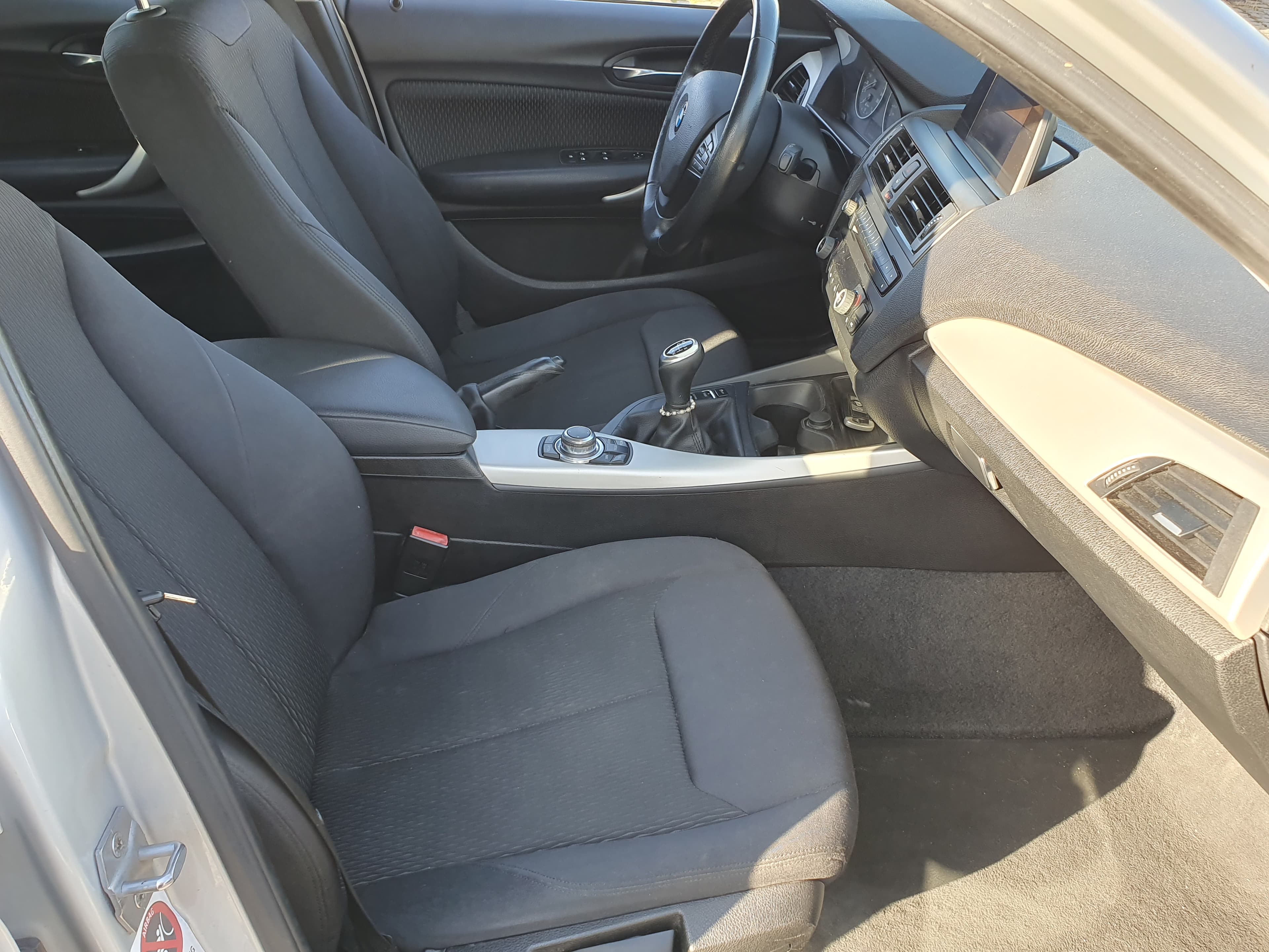 BMW 116D · Ano 2013 — imagem 25