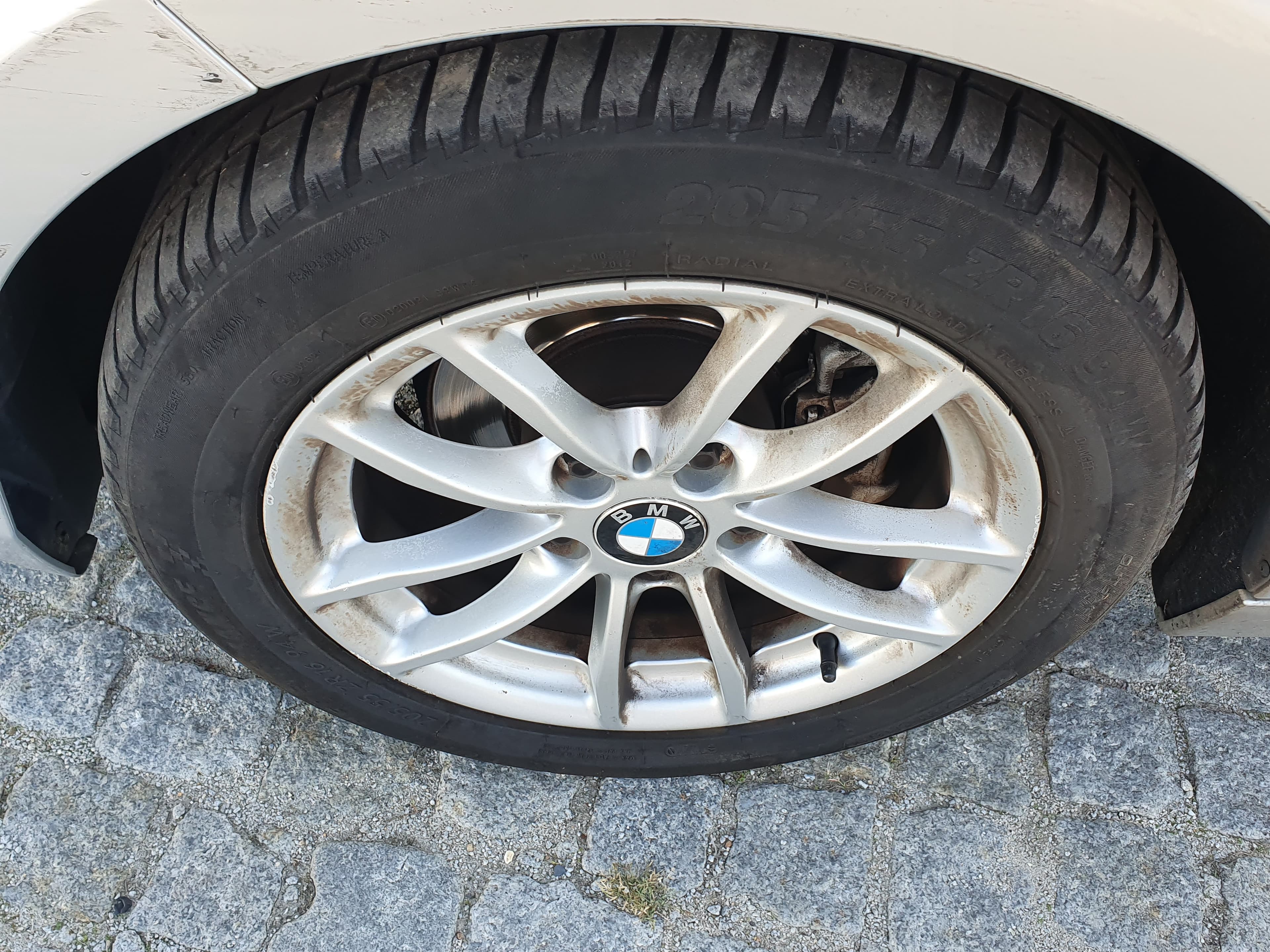 BMW 116D · Ano 2013 — imagem 8