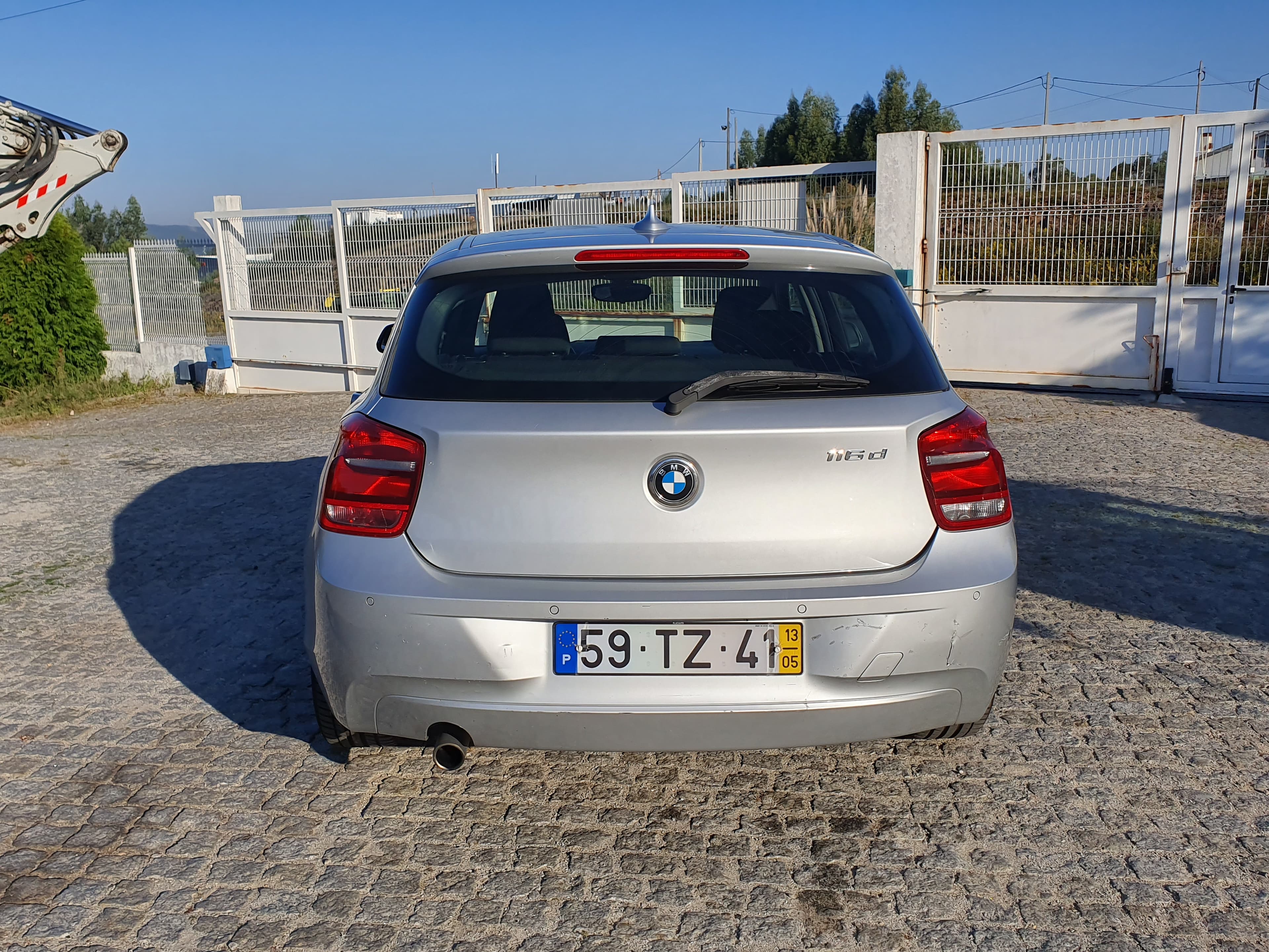 BMW 116D · Ano 2013 — imagem 5