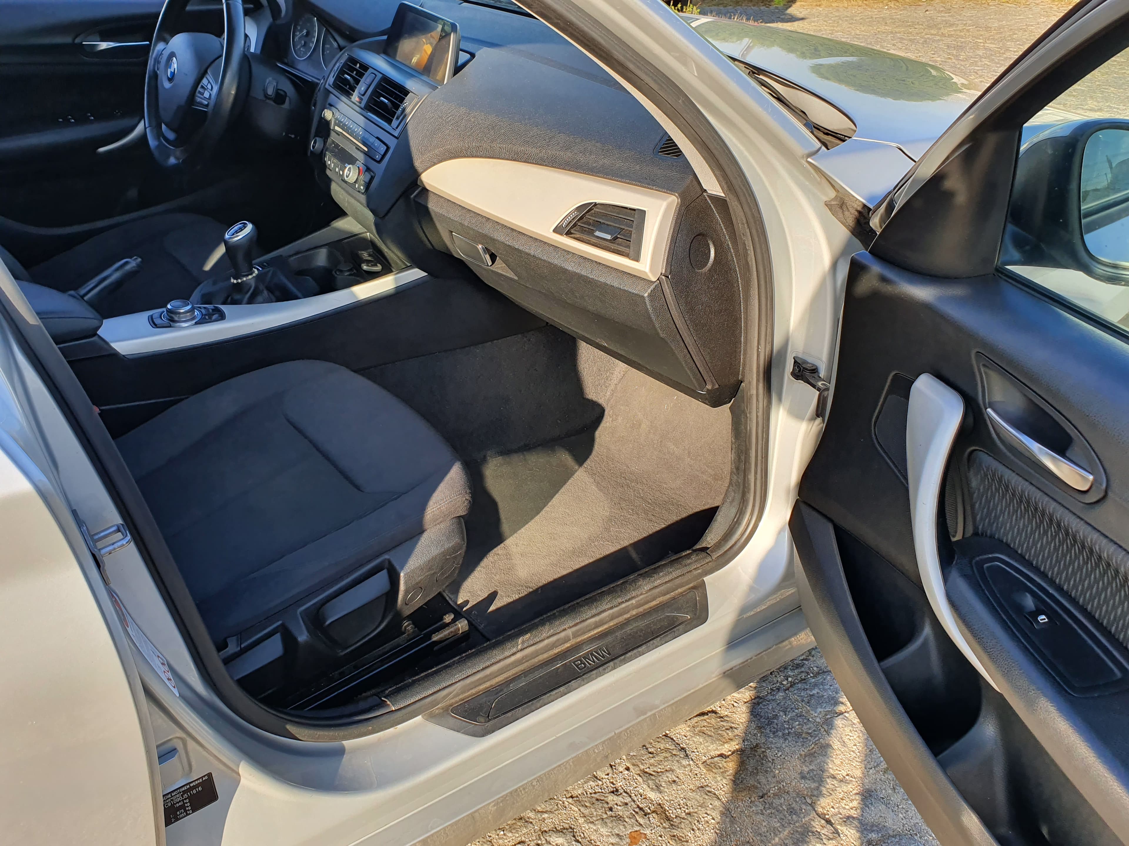 BMW 116D · Ano 2013 — imagem 23